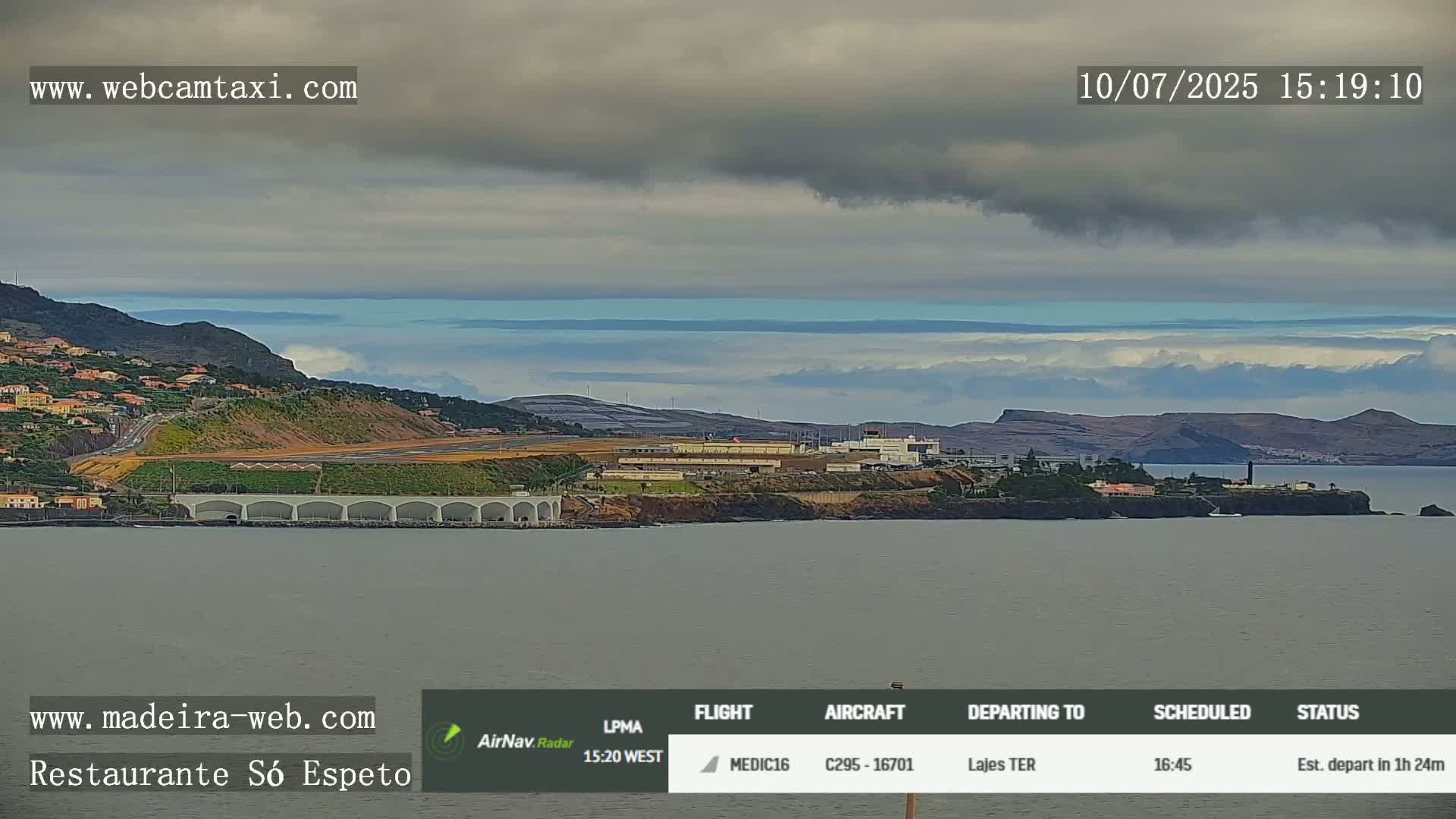 Funchal Cristiano Ronaldo Madeira  International Airport Radio & Live Cam FNC/LPMA - Santa Cruz, Madeira, Portugal