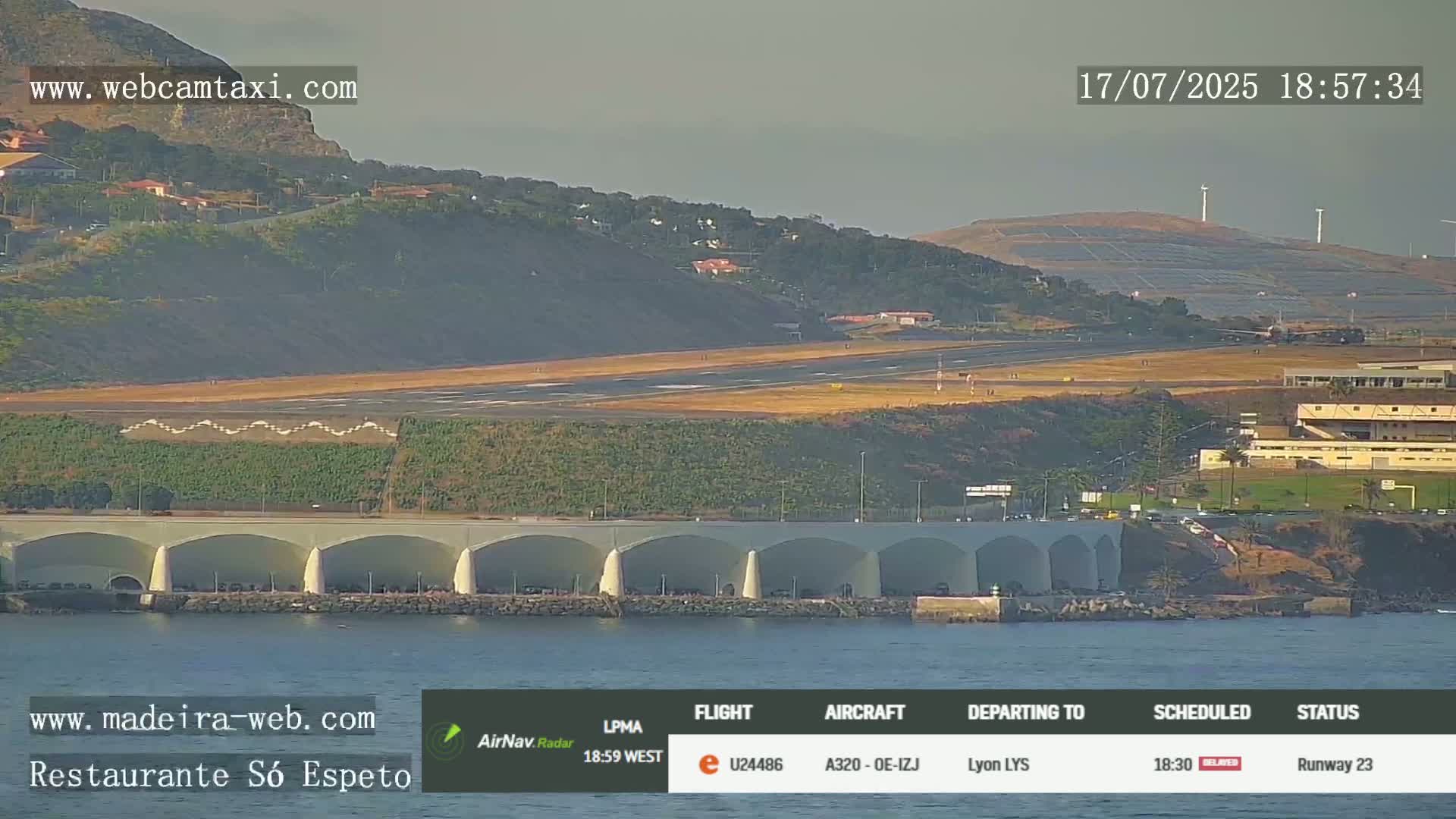 Funchal Cristiano Ronaldo Madeira  International Airport Radio & Live Cam FNC/LPMA - Santa Cruz, Madeira, Portugal