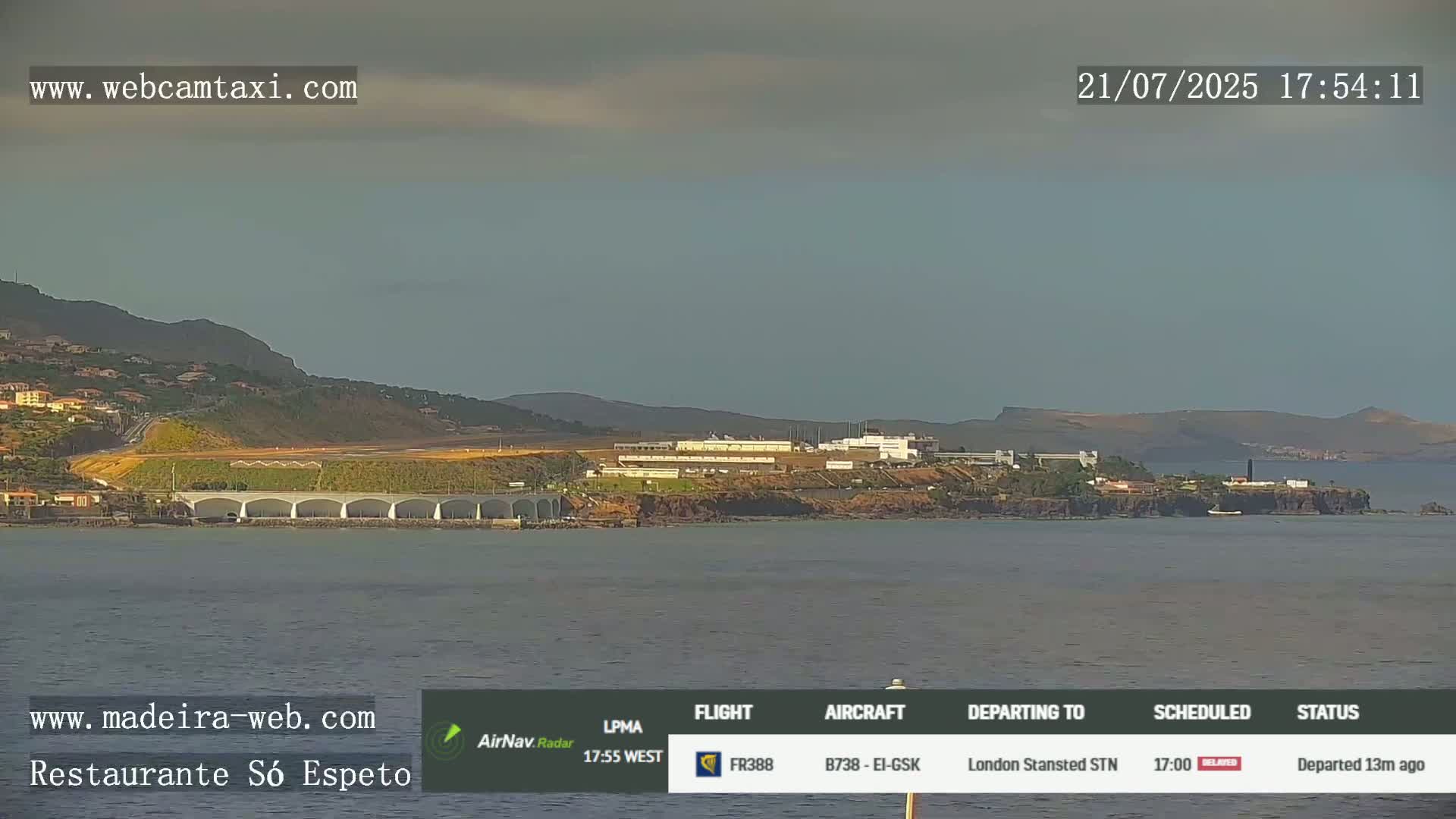 Funchal Cristiano Ronaldo Madeira  International Airport Radio & Live Cam FNC/LPMA - Santa Cruz, Madeira, Portugal