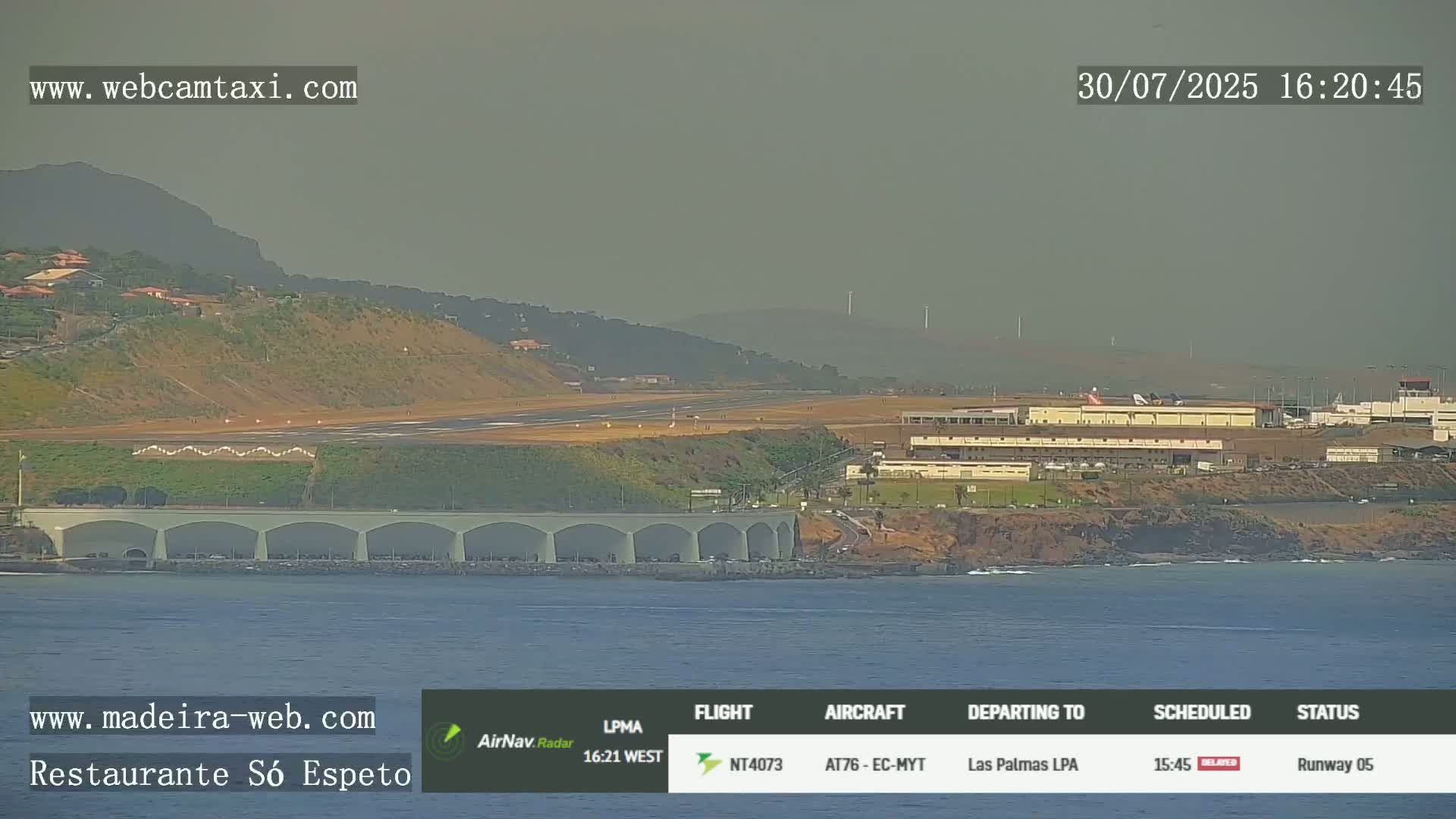 Funchal Cristiano Ronaldo Madeira  International Airport Radio & Live Cam FNC/LPMA - Santa Cruz, Madeira, Portugal