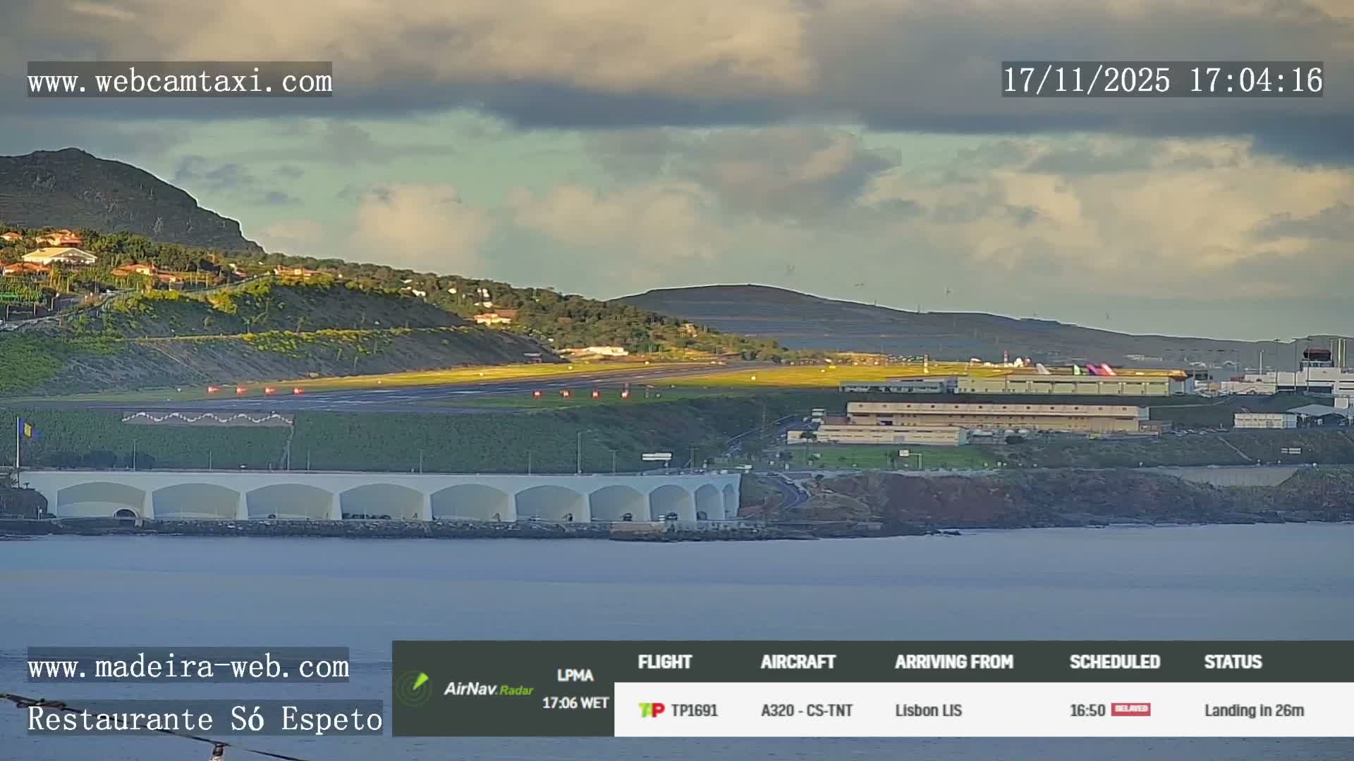Funchal Cristiano Ronaldo Madeira  International Airport Radio & Live Cam from Gaula  FNC/LPMA - Gaula, Madeira, Portugal