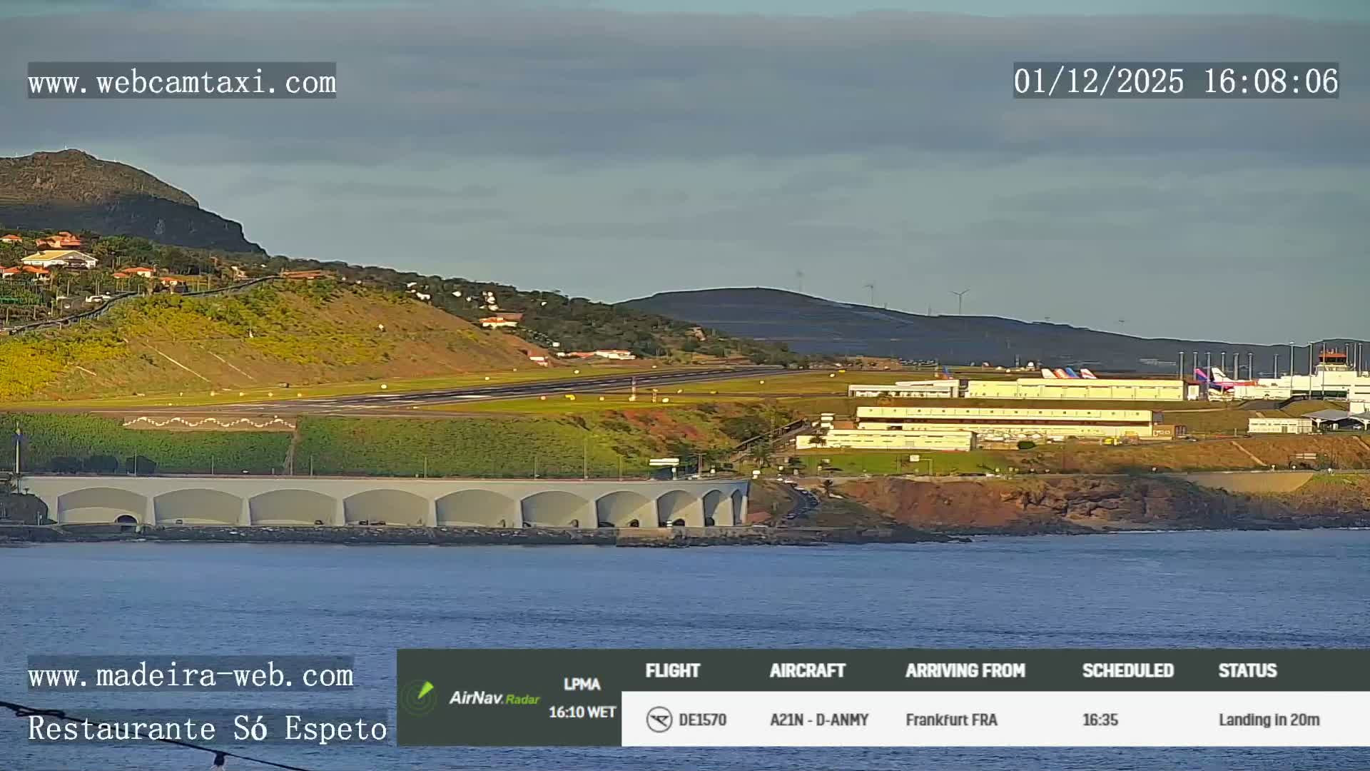 Funchal Cristiano Ronaldo Madeira  International Airport Radio & Live Cam from Gaula  FNC/LPMA - Gaula, Madeira, Portugal