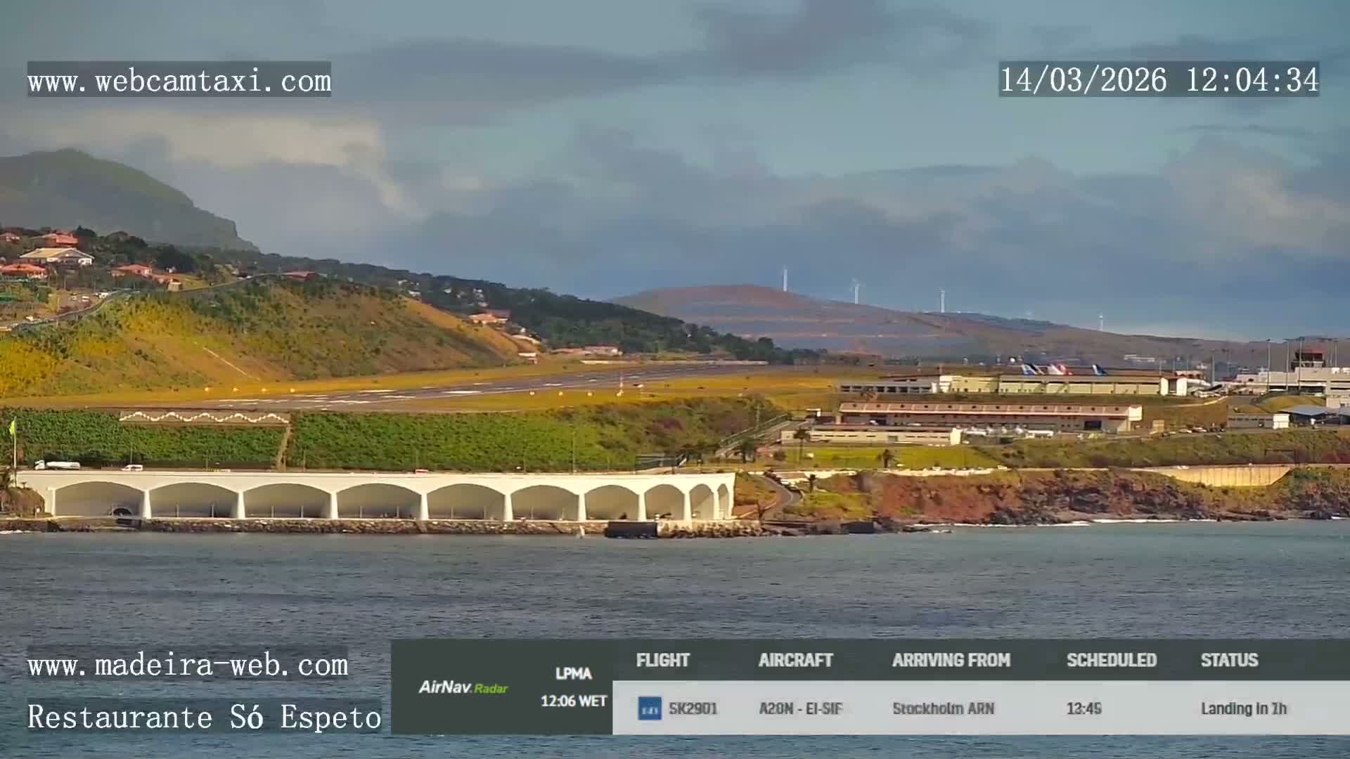 Funchal Cristiano Ronaldo Madeira  International Airport Radio & Live Cam from Gaula  FNC/LPMA - Gaula, Madeira, Portugal