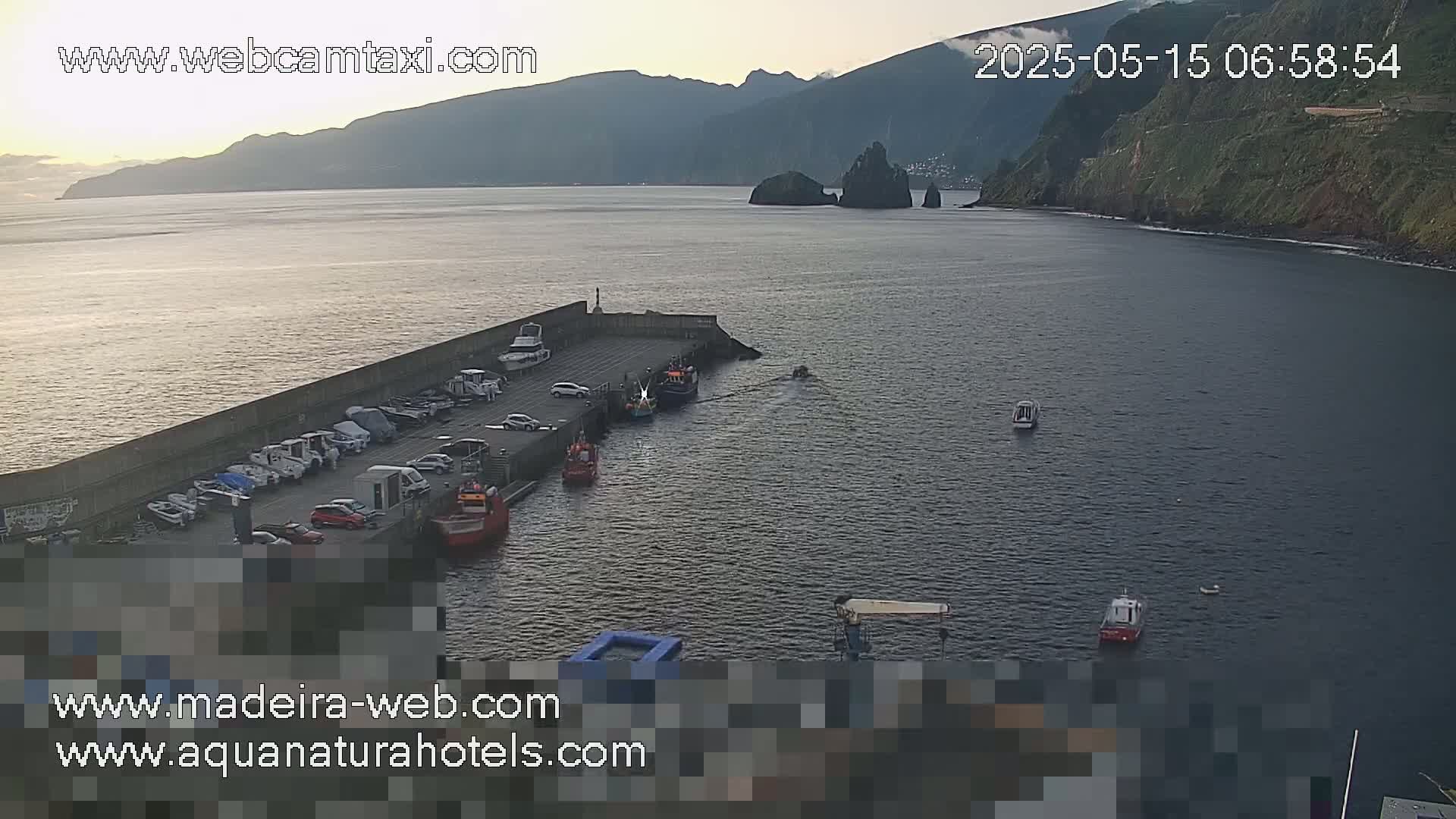 Porto Moniz & Sexial City  PTZ Live Cam - Porto Moniz, Madeira, Portugal