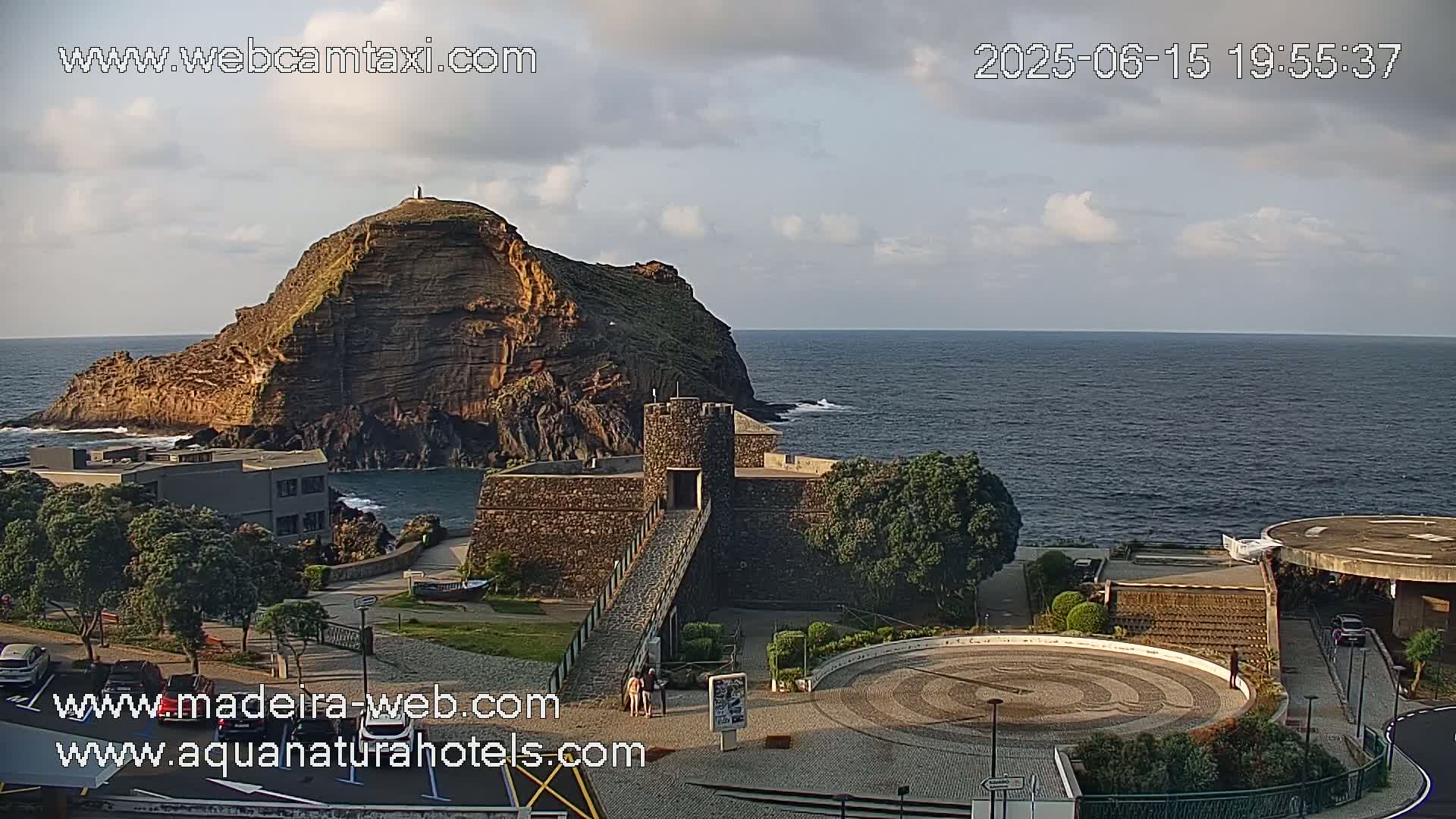 Porto Moniz & Sexial City  PTZ Live Cam - Porto Moniz, Madeira, Portugal