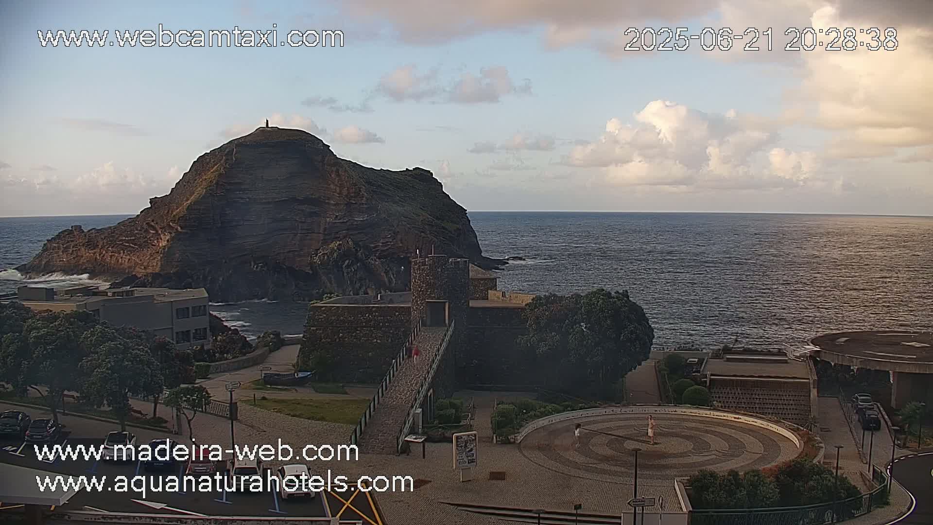 Porto Moniz & Sexial City  PTZ Live Cam - Porto Moniz, Madeira, Portugal