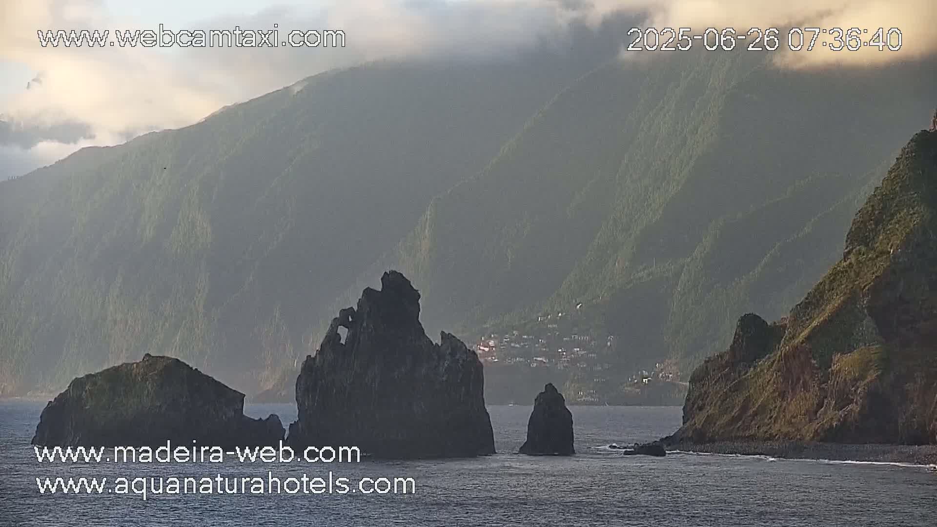Porto Moniz & Sexial City  PTZ Live Cam - Porto Moniz, Madeira, Portugal