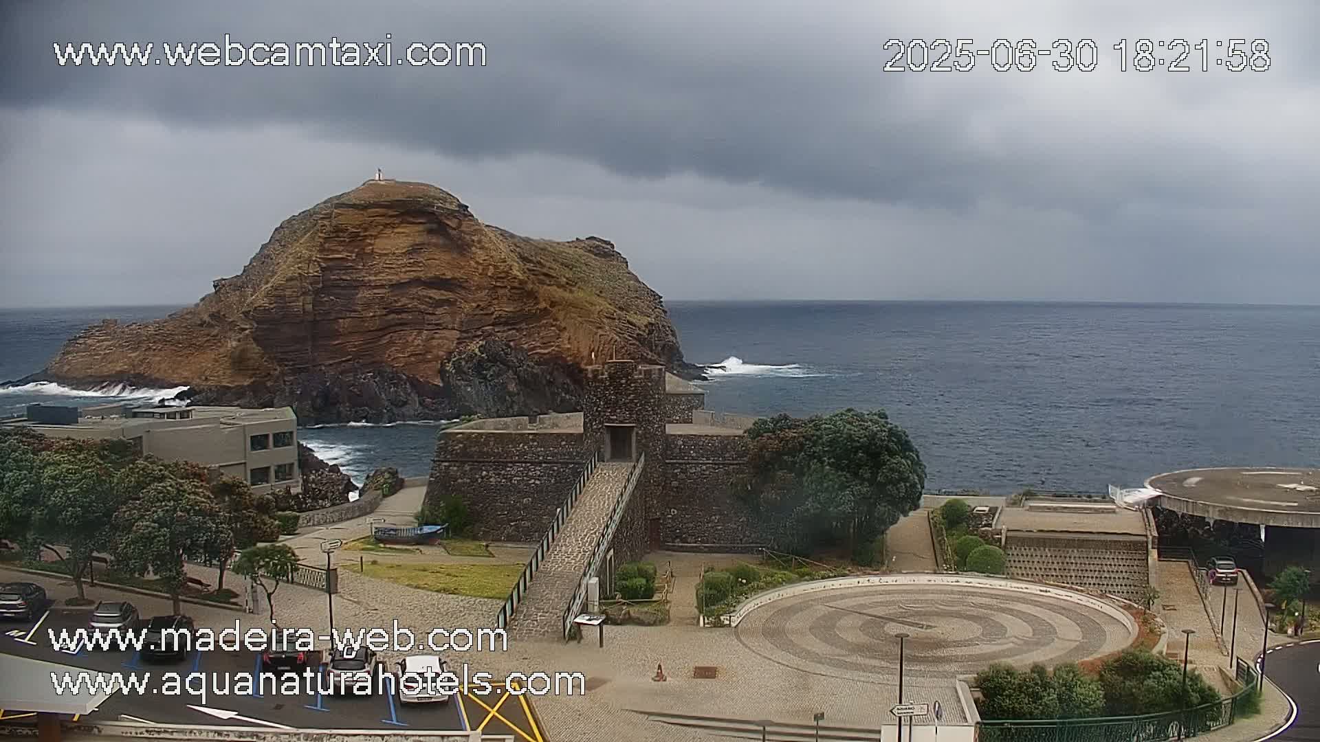 Porto Moniz & Sexial City  PTZ Live Cam - Porto Moniz, Madeira, Portugal