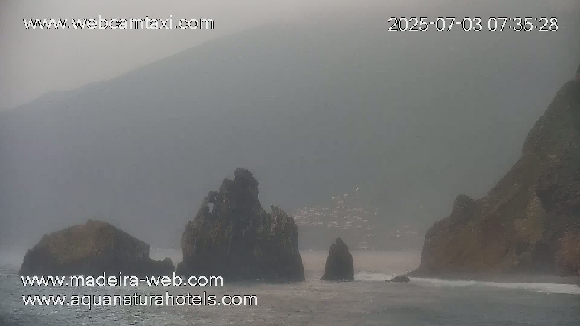 Porto Moniz & Sexial City  PTZ Live Cam - Porto Moniz, Madeira, Portugal