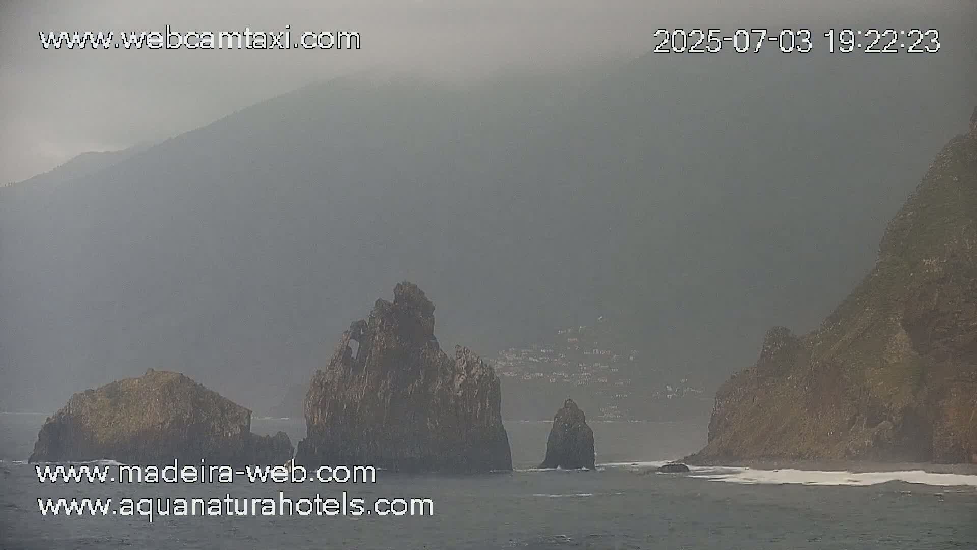 Porto Moniz & Sexial City  PTZ Live Cam - Porto Moniz, Madeira, Portugal