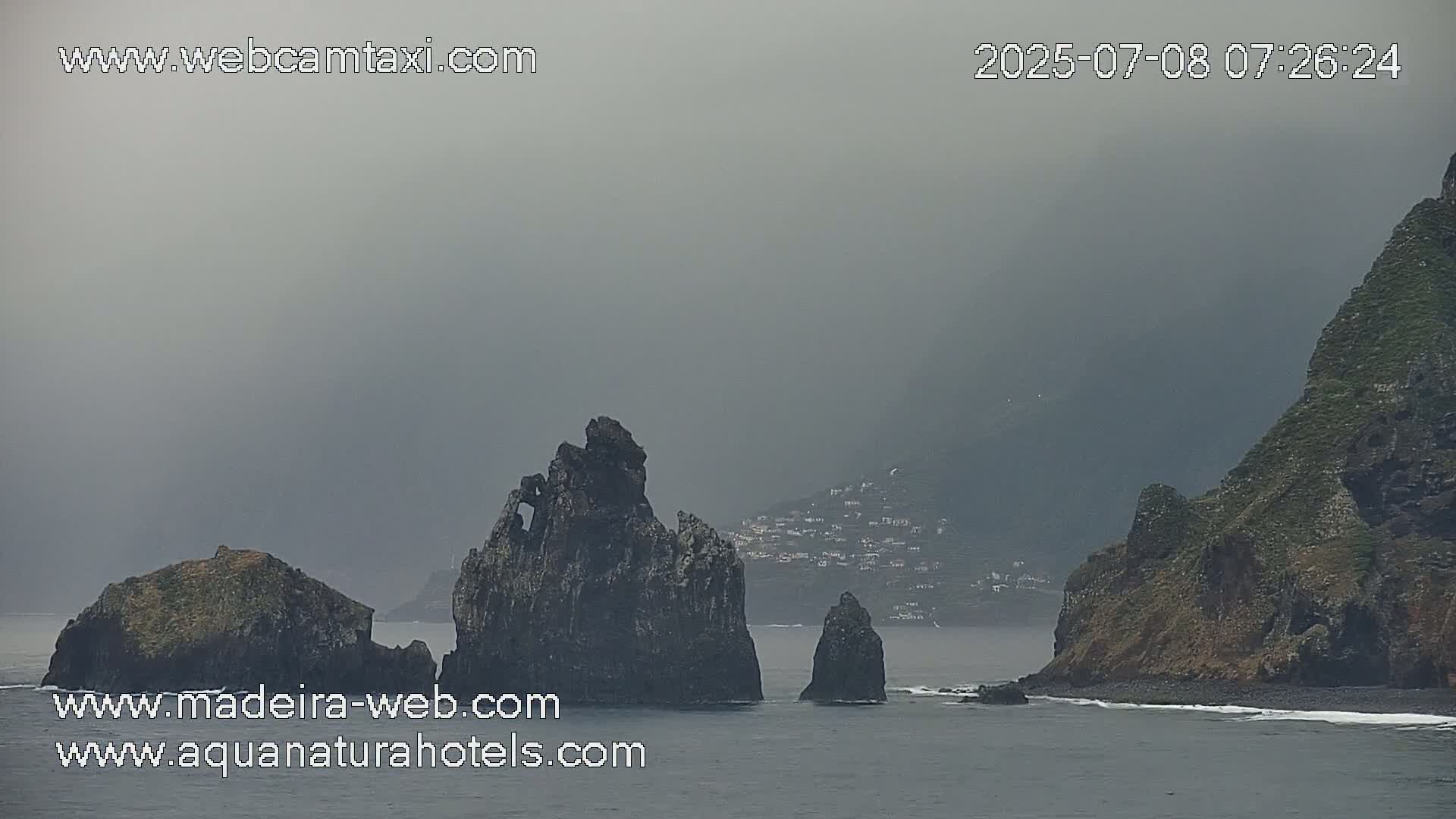 Porto Moniz & Sexial City  PTZ Live Cam - Porto Moniz, Madeira, Portugal