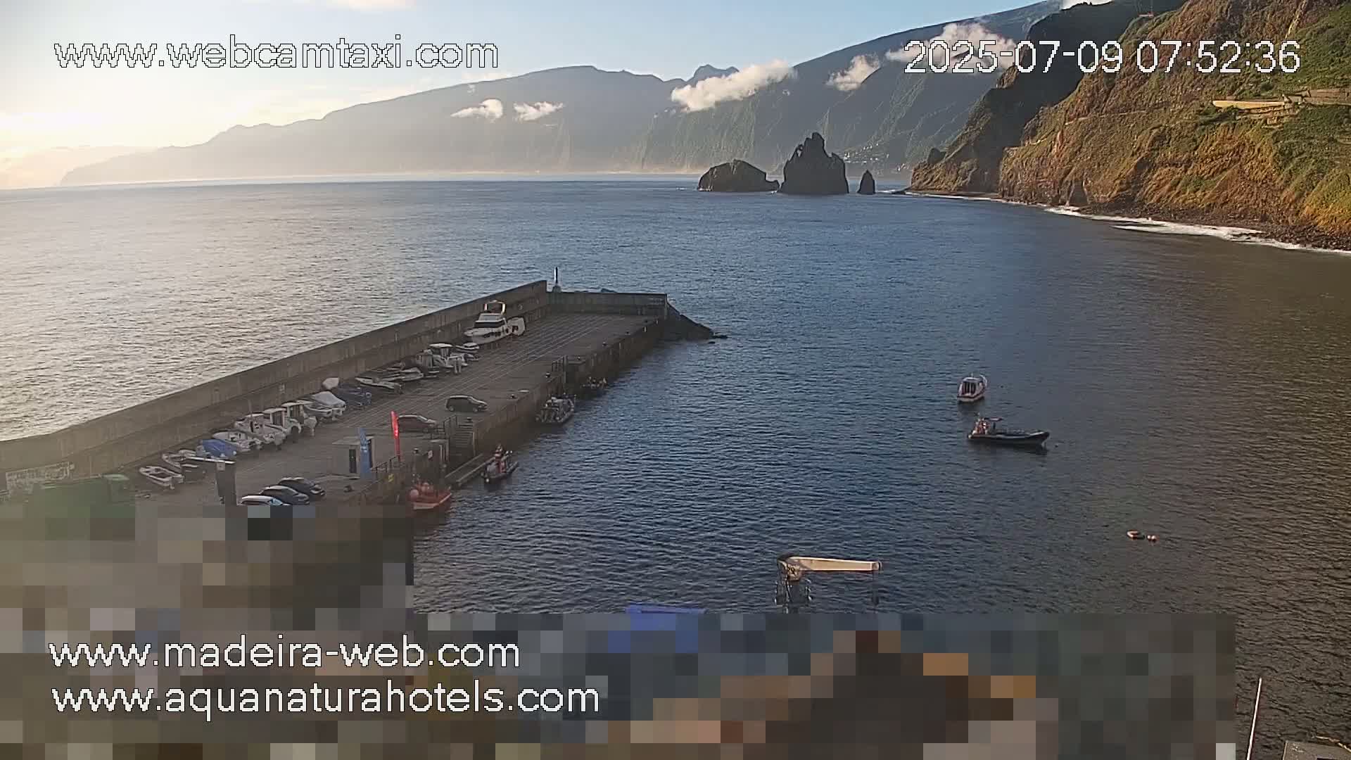Porto Moniz & Sexial City  PTZ Live Cam - Porto Moniz, Madeira, Portugal