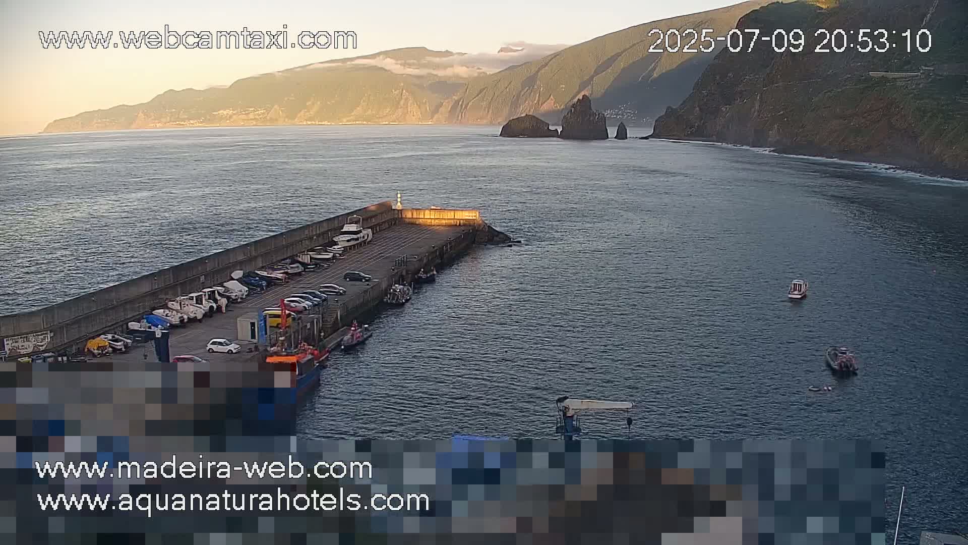 Porto Moniz & Sexial City  PTZ Live Cam - Porto Moniz, Madeira, Portugal