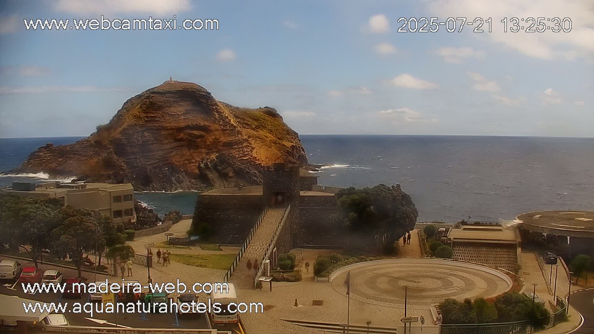 Porto Moniz & Sexial City  PTZ Live Cam - Porto Moniz, Madeira, Portugal