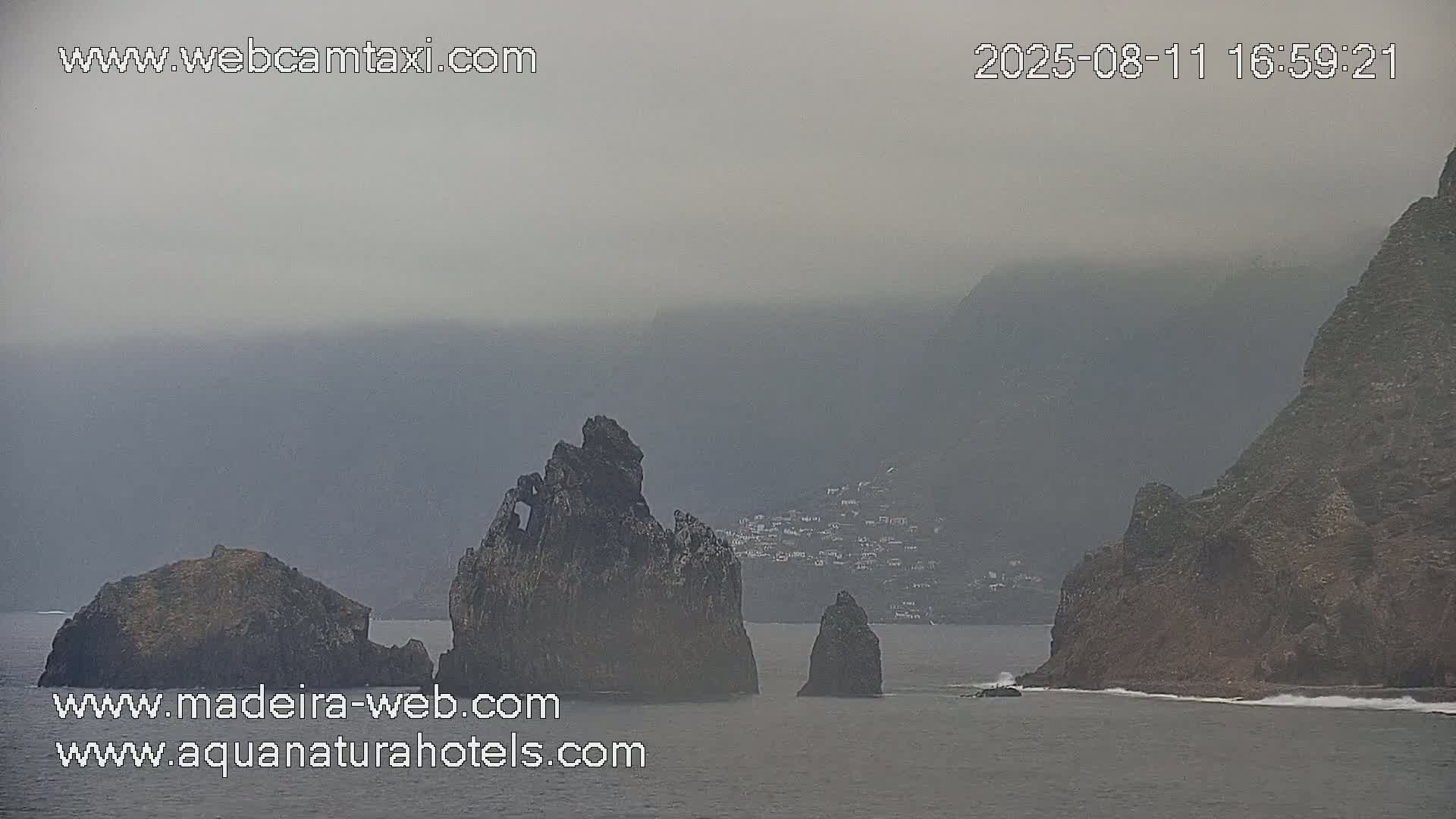 Porto Moniz & Sexial City  PTZ Live Cam - Porto Moniz, Madeira, Portugal