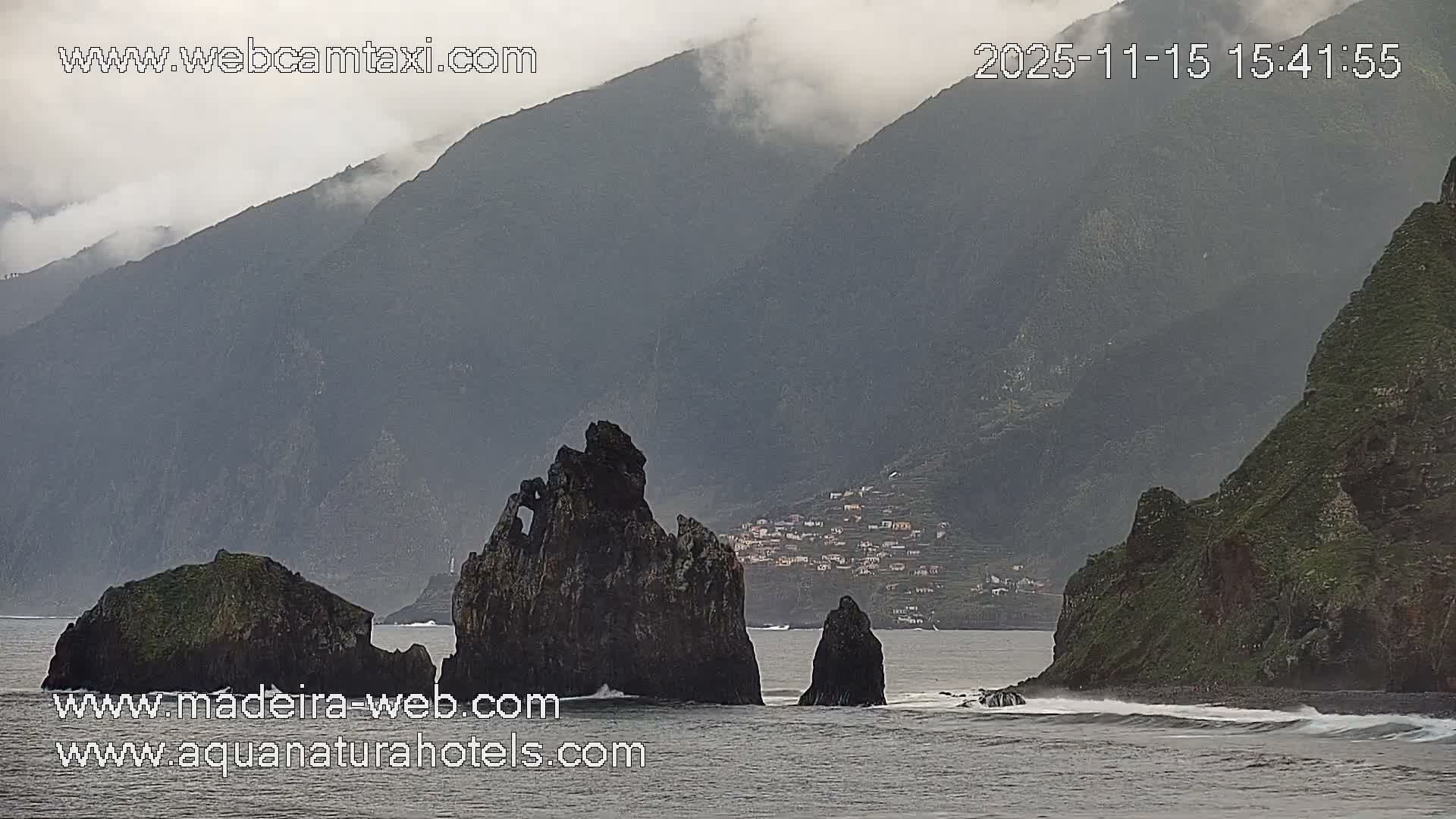 Porto Moniz & Sexial City  PTZ Live Cam - Porto Moniz, Madeira, Portugal