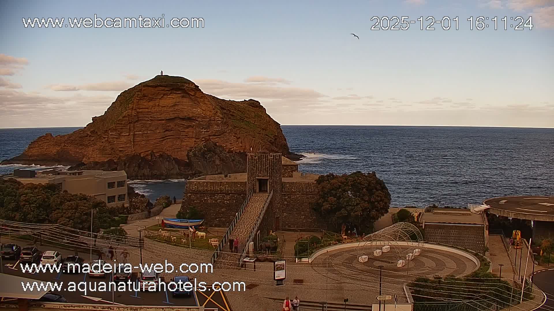 Porto Moniz & Sexial City  PTZ Live Cam - Porto Moniz, Madeira, Portugal