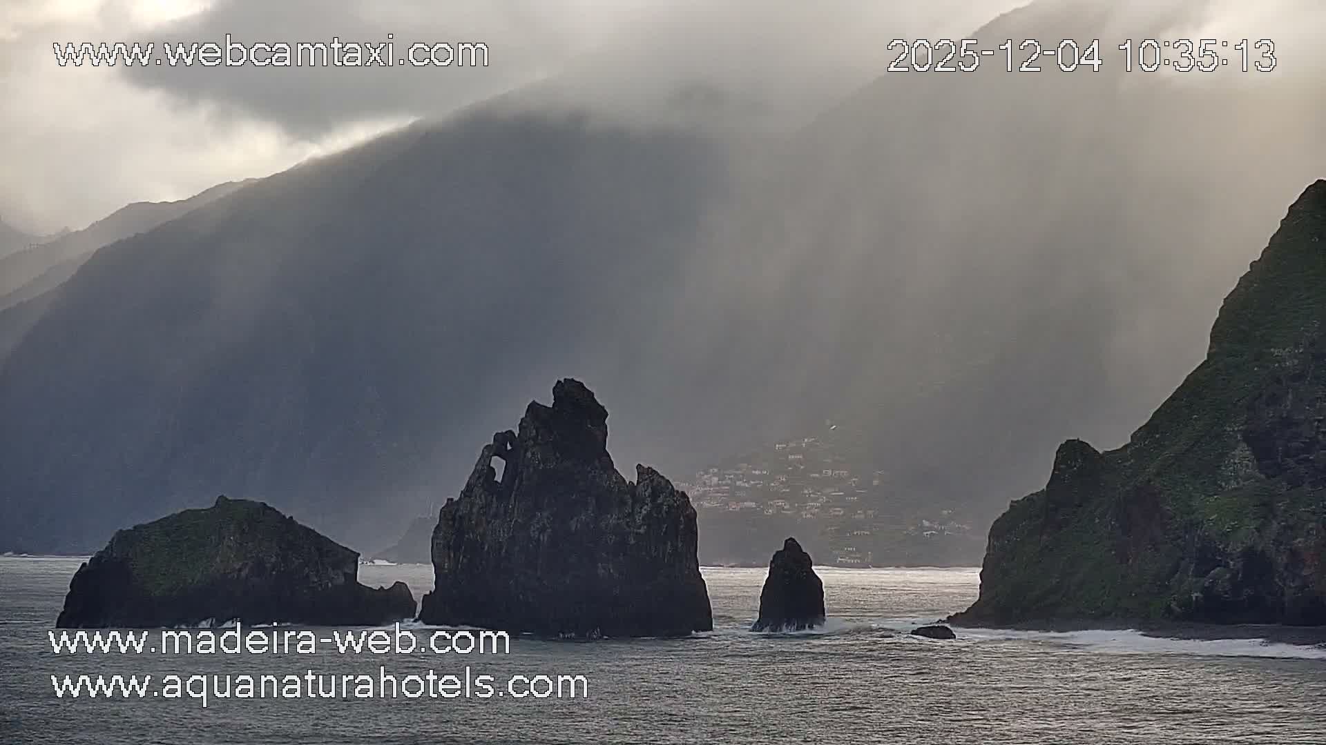 Porto Moniz & Sexial City  PTZ Live Cam - Porto Moniz, Madeira, Portugal