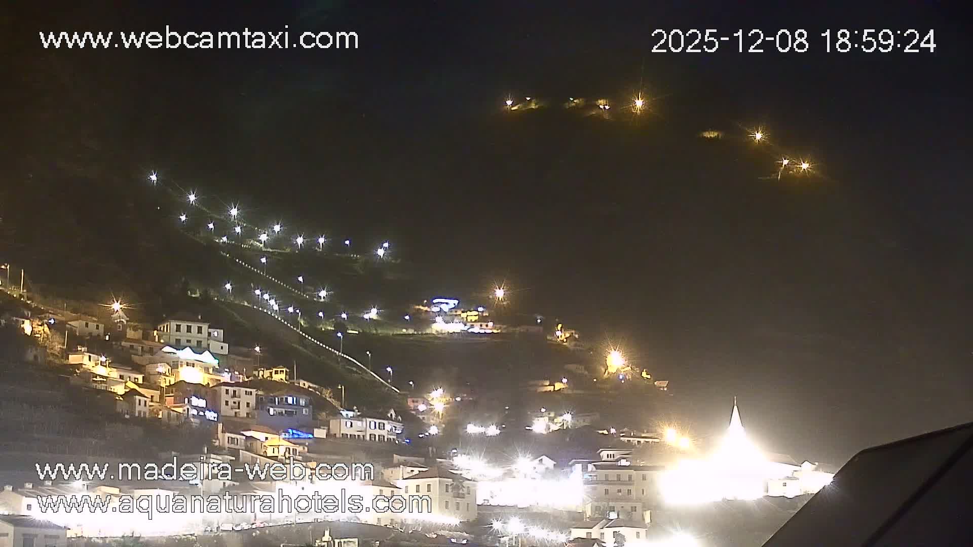 Porto Moniz & Sexial City  PTZ Live Cam - Porto Moniz, Madeira, Portugal