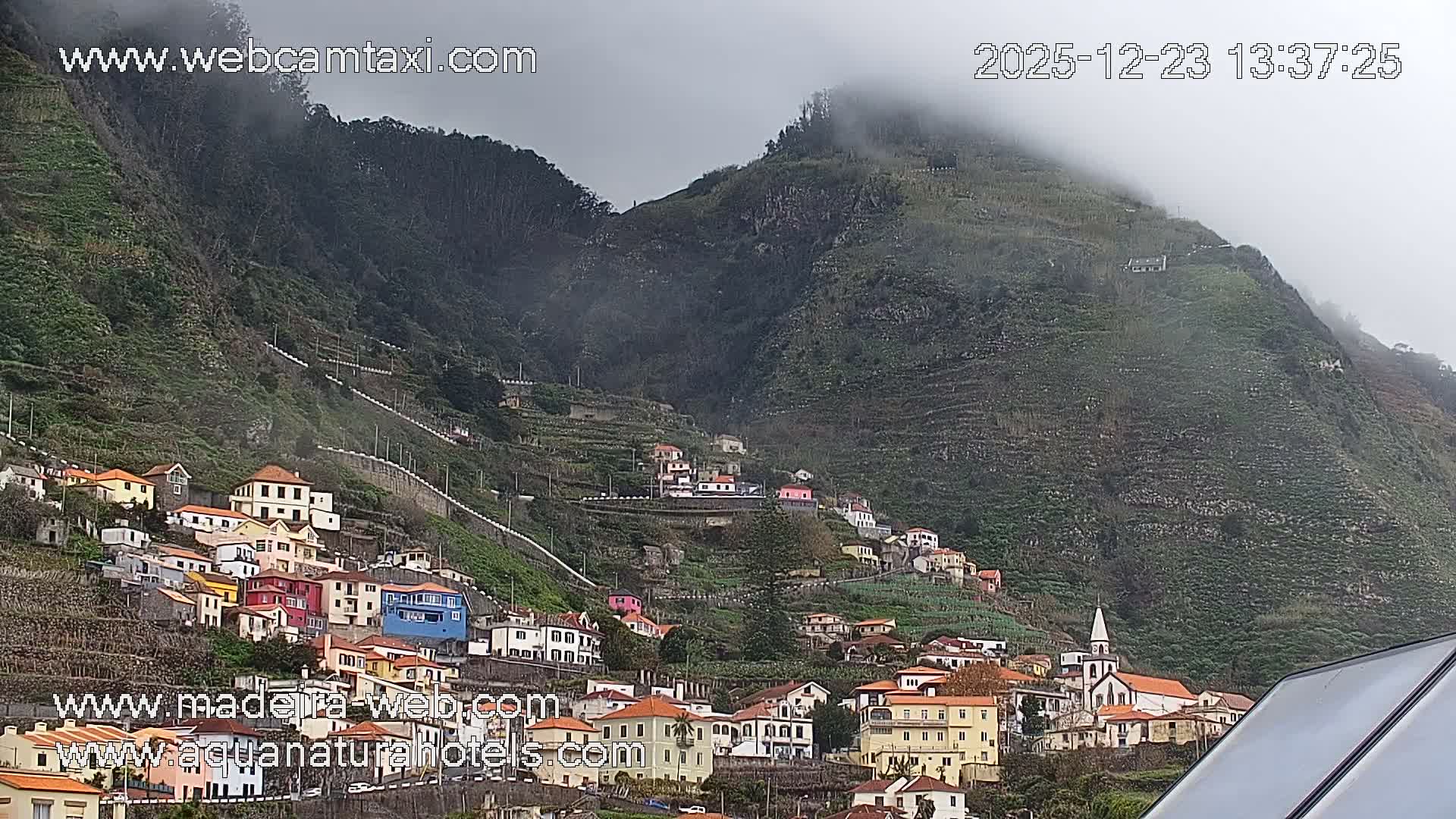 Porto Moniz & Sexial City  PTZ Live Cam - Porto Moniz, Madeira, Portugal
