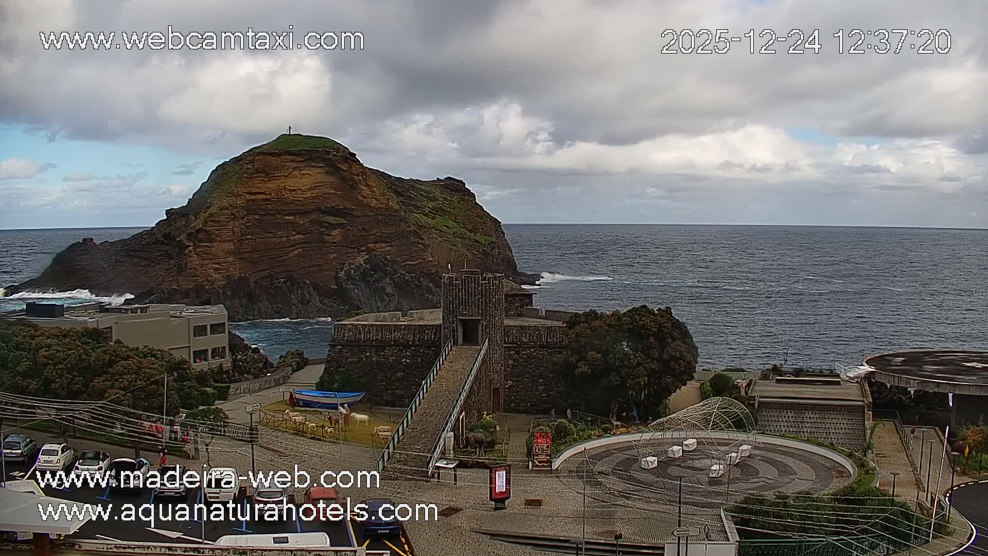 Porto Moniz & Sexial City  PTZ Live Cam - Porto Moniz, Madeira, Portugal
