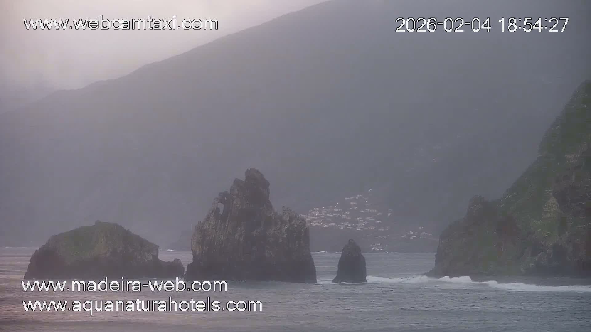 Porto Moniz & Sexial City  PTZ Live Cam - Porto Moniz, Madeira, Portugal