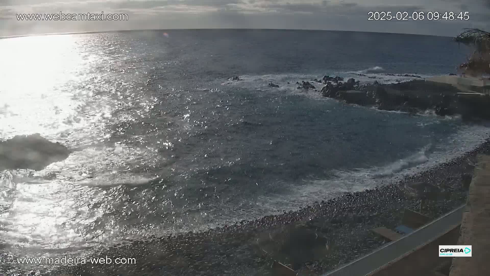 Canico, Praia dos Reis Magos Beach Live Cam, Caniço - Santa Cruz, Madeira, Portugal