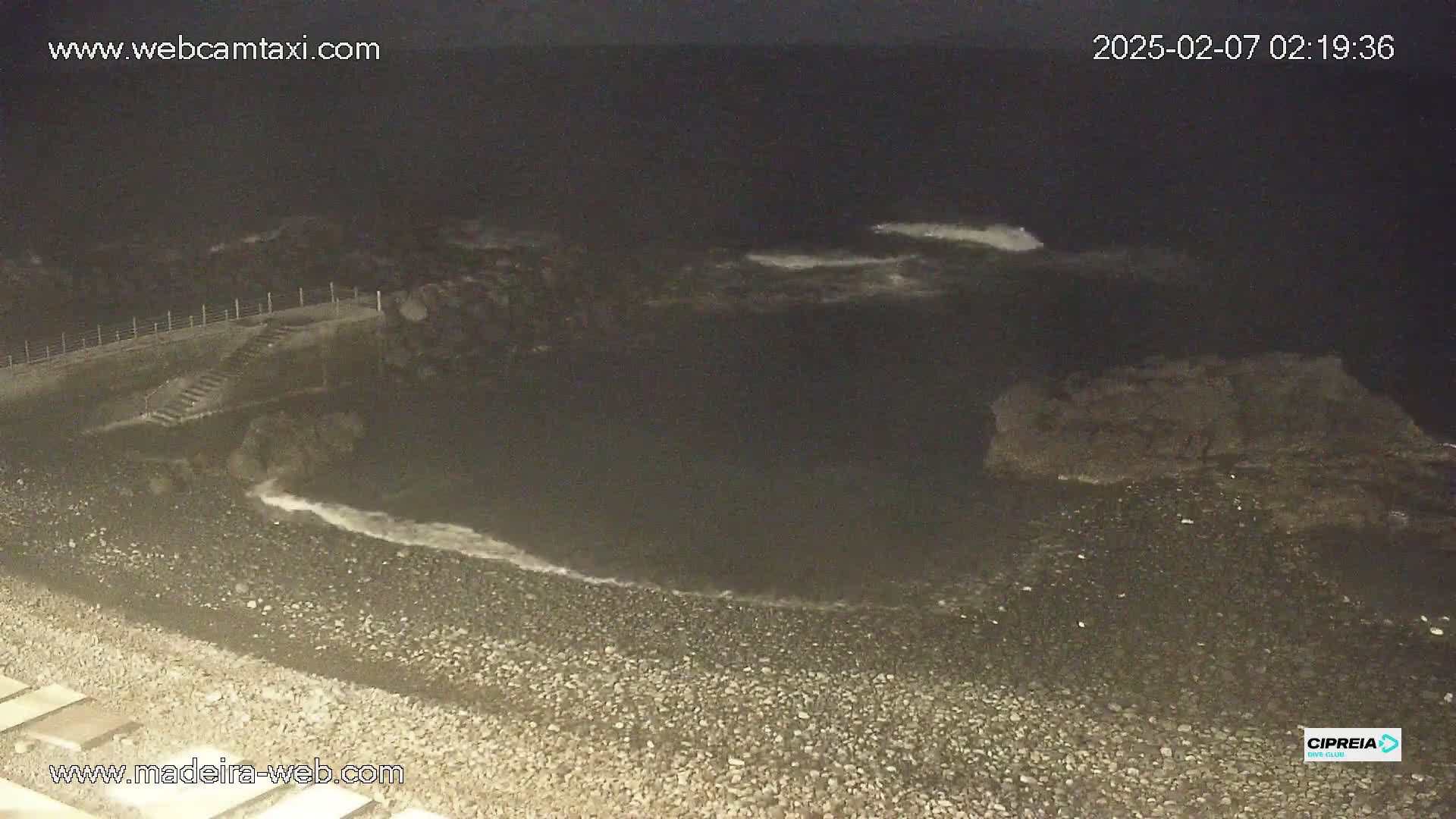 Canico, Praia dos Reis Magos Beach Live Cam, Caniço - Santa Cruz, Madeira, Portugal