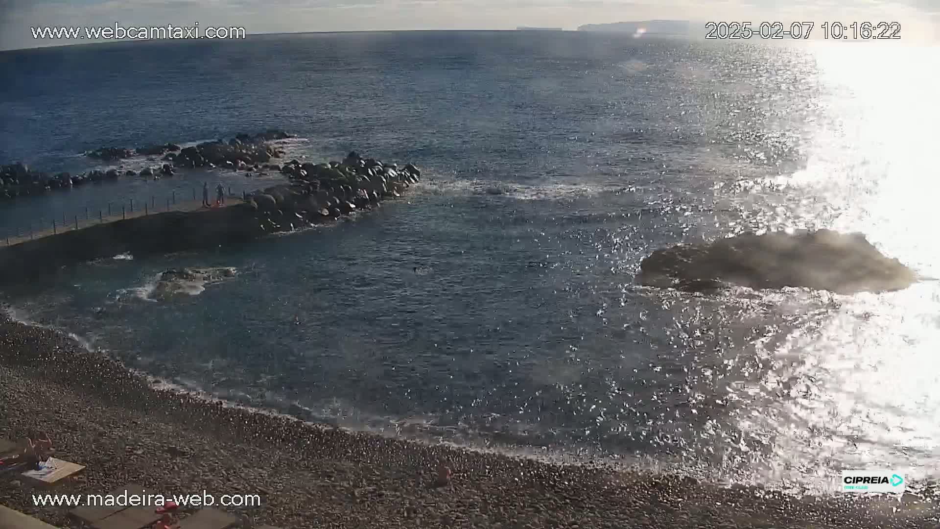 Canico, Praia dos Reis Magos Beach Live Cam, Caniço - Santa Cruz, Madeira, Portugal