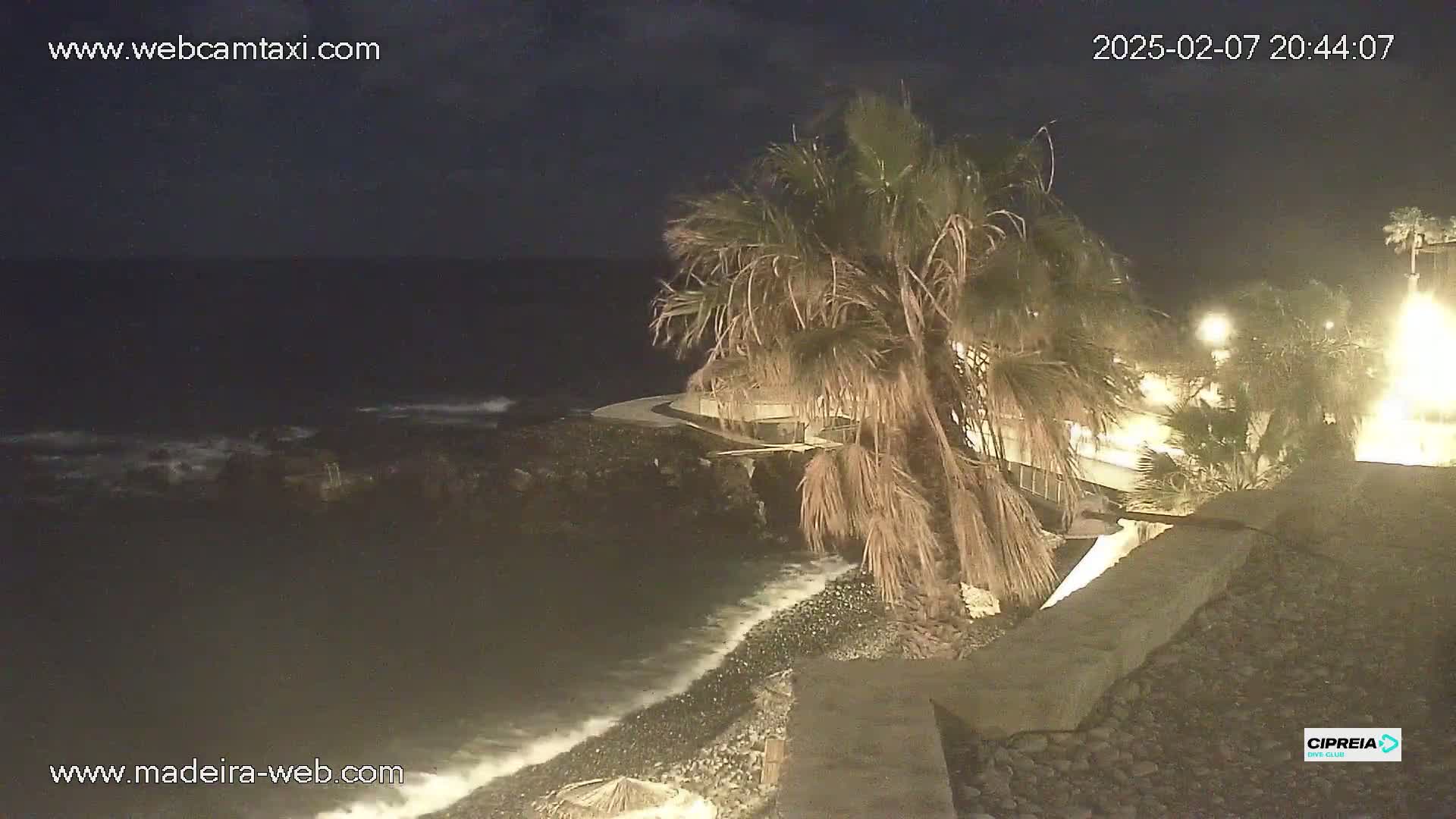 Canico, Praia dos Reis Magos Beach Live Cam, Caniço - Santa Cruz, Madeira, Portugal
