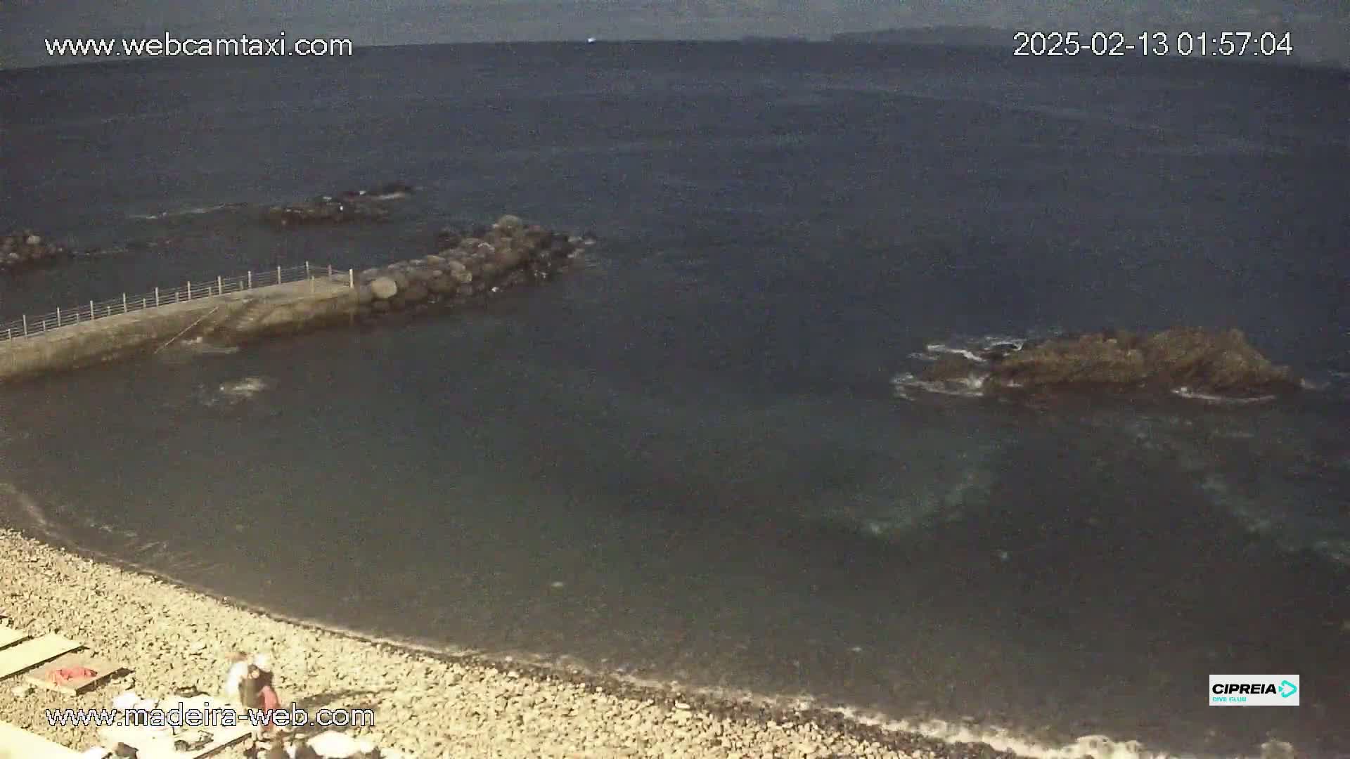 Canico, Praia dos Reis Magos Beach Live Cam, Caniço - Santa Cruz, Madeira, Portugal
