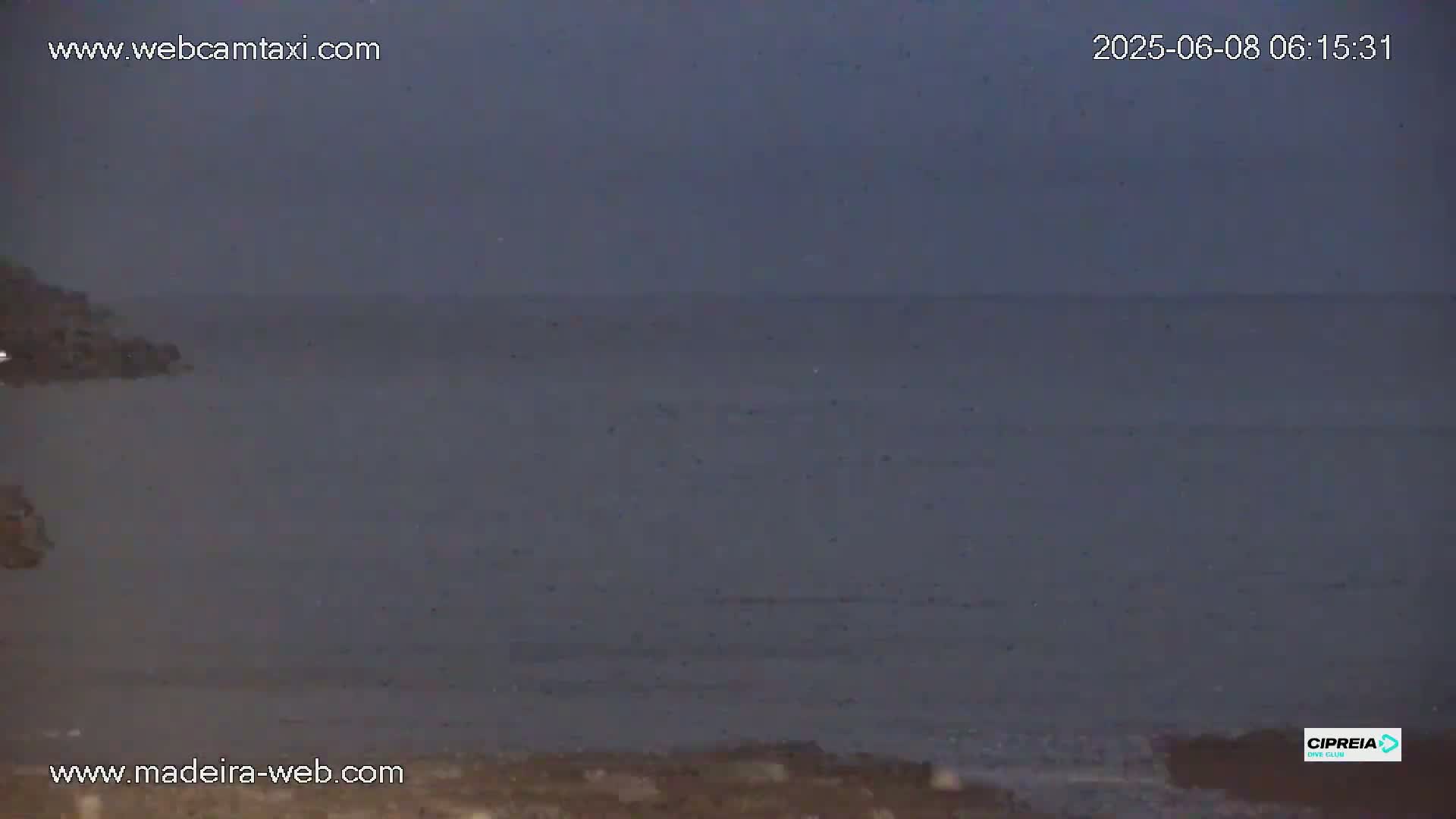Canico, Praia dos Reis Magos Beach Live Cam, Caniço - Santa Cruz, Madeira, Portugal