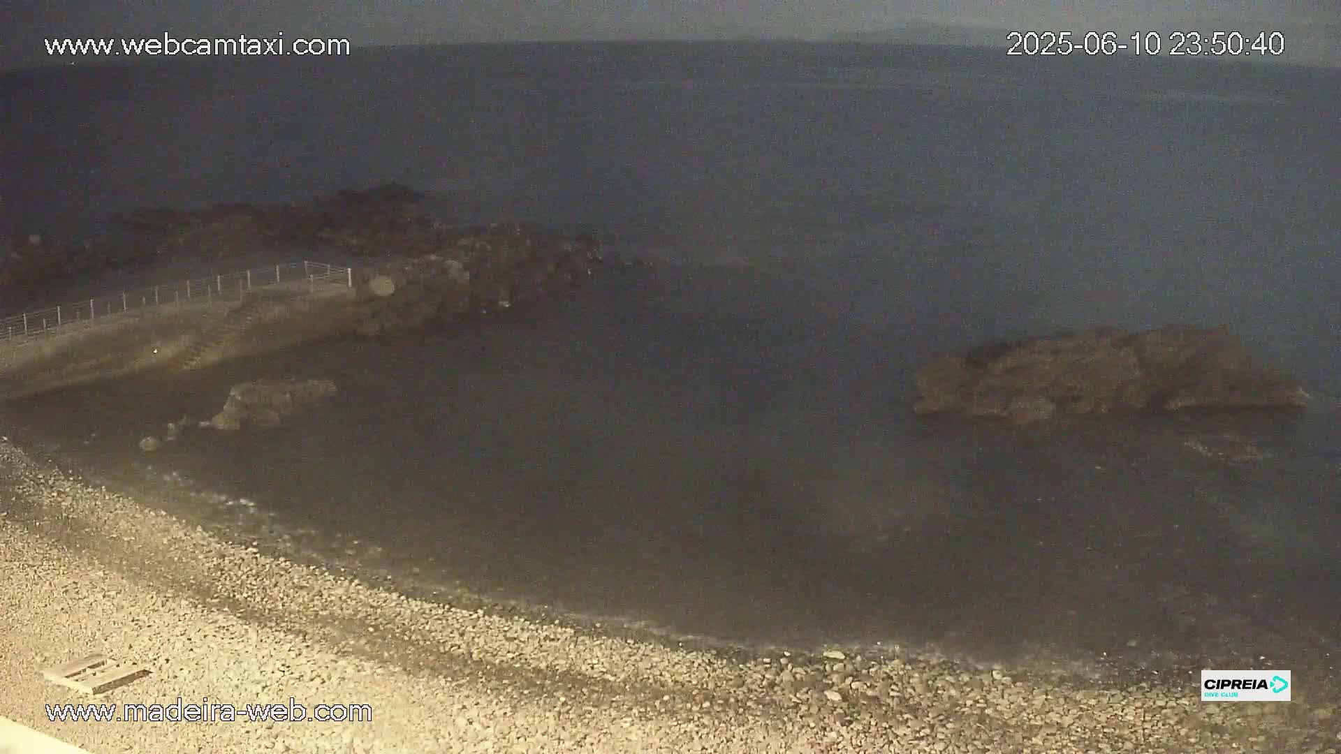 Canico, Praia dos Reis Magos Beach Live Cam, Caniço - Santa Cruz, Madeira, Portugal