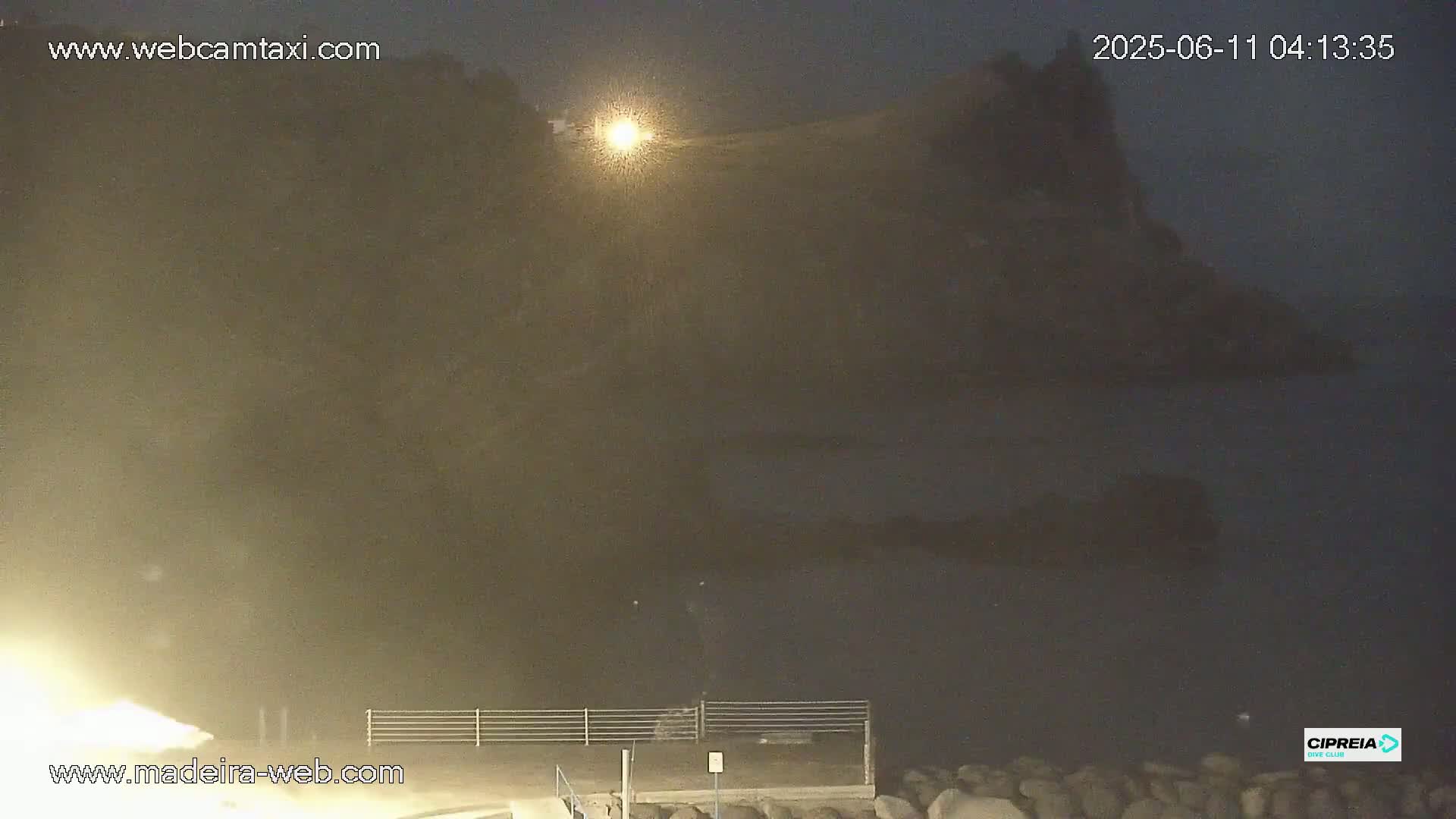 Canico, Praia dos Reis Magos Beach Live Cam, Caniço - Santa Cruz, Madeira, Portugal
