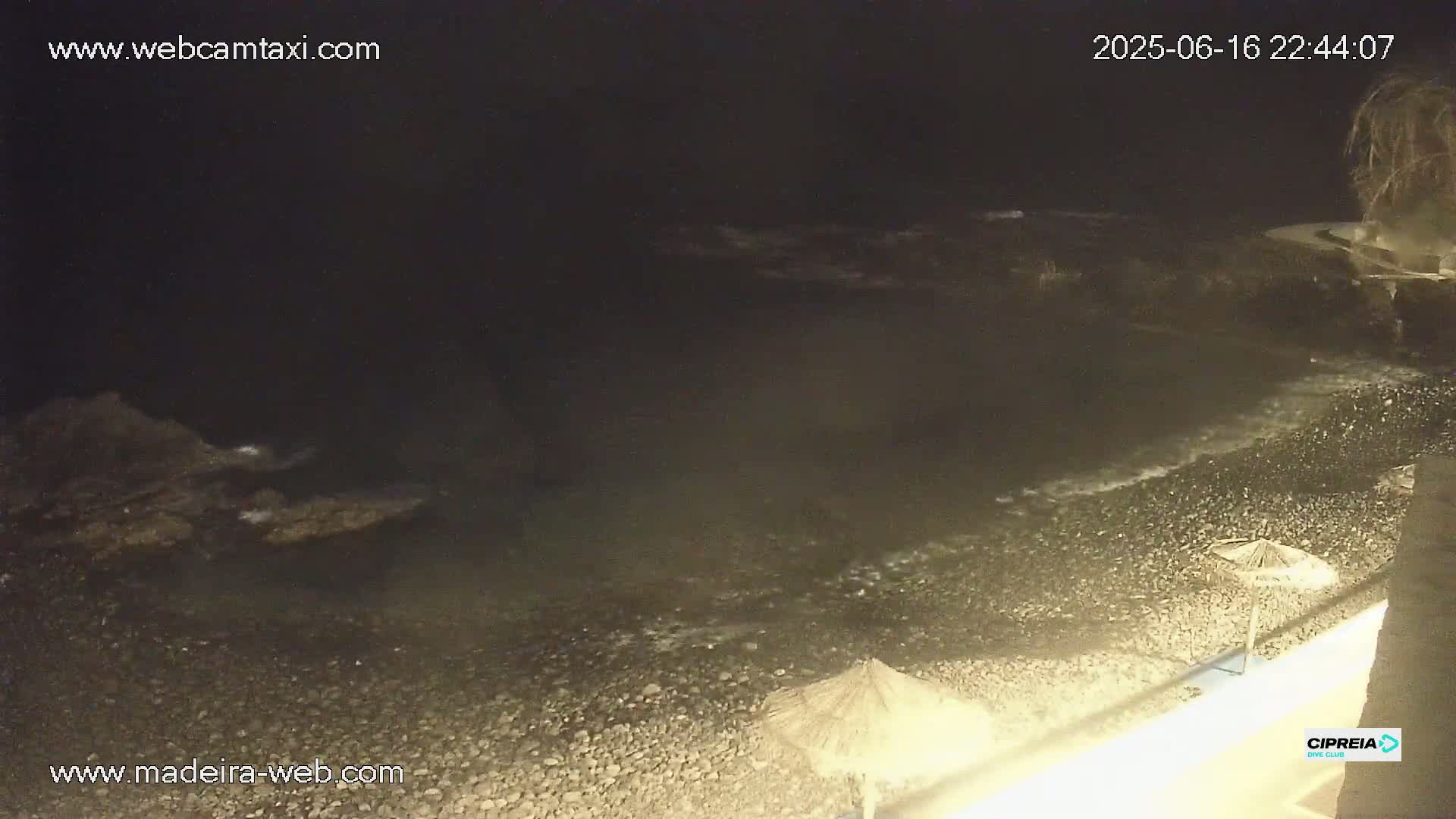 Canico, Praia dos Reis Magos Beach Live Cam, Caniço - Santa Cruz, Madeira, Portugal