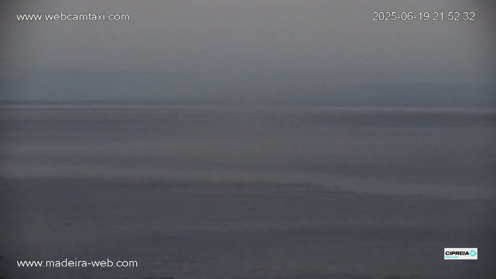 Canico, Praia dos Reis Magos Beach Live Cam, Caniço - Santa Cruz, Madeira, Portugal