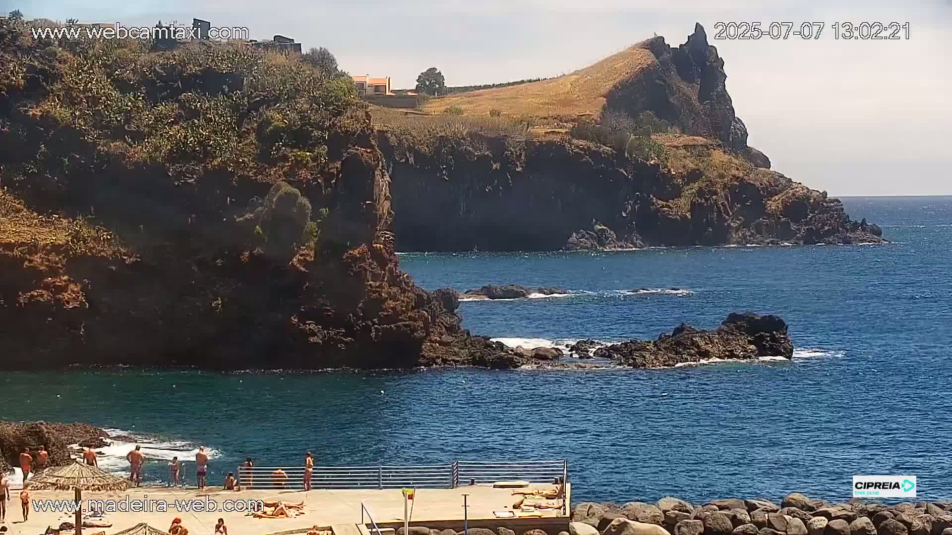 Canico, Praia dos Reis Magos Beach Live Cam, Caniço - Santa Cruz, Madeira, Portugal