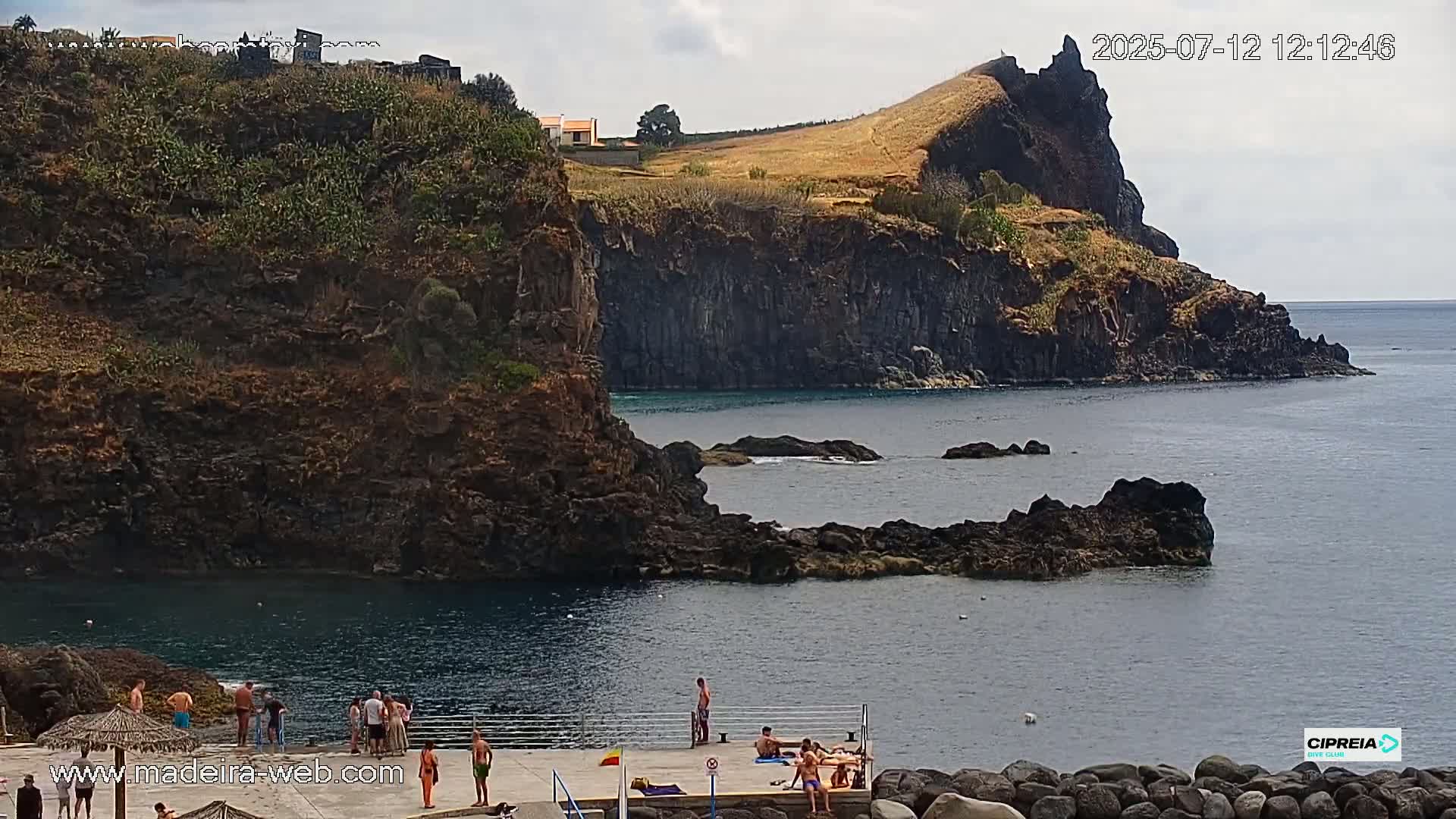 Canico, Praia dos Reis Magos Beach Live Cam, Caniço - Santa Cruz, Madeira, Portugal
