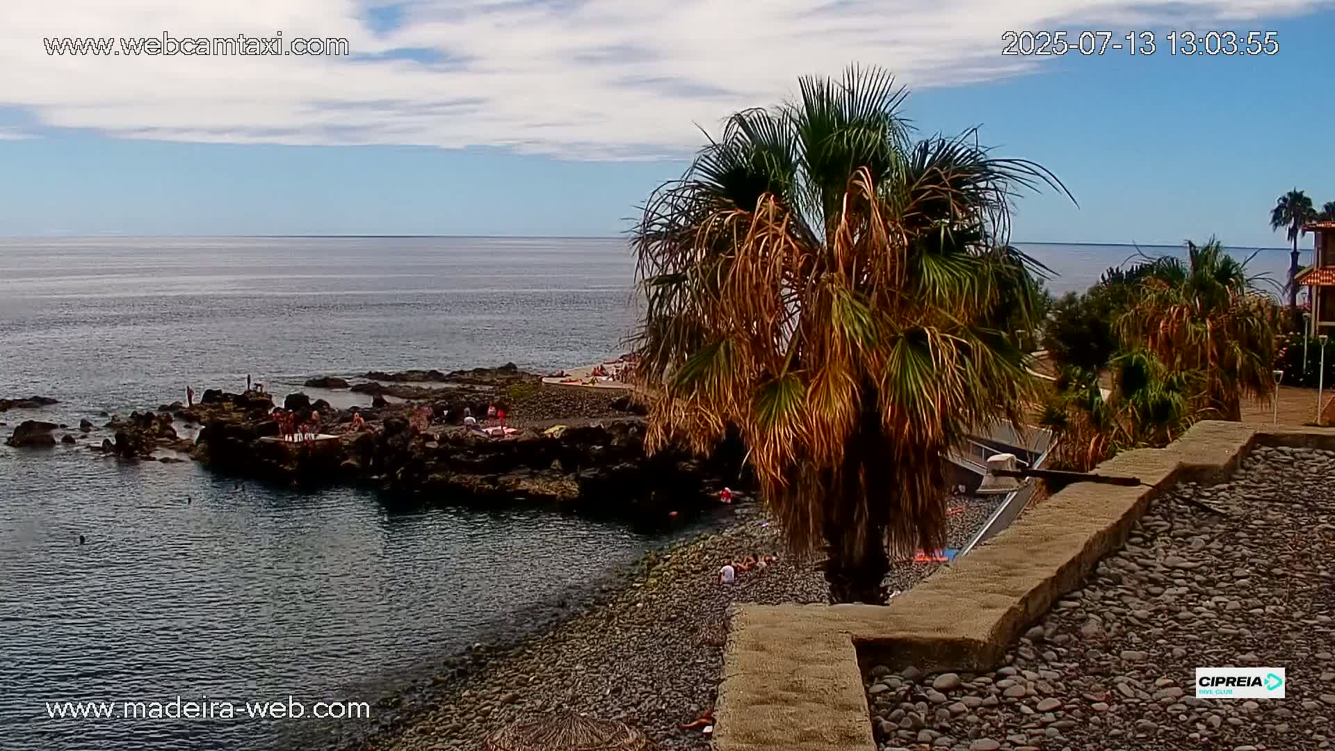 Canico, Praia dos Reis Magos Beach Live Cam, Caniço - Santa Cruz, Madeira, Portugal