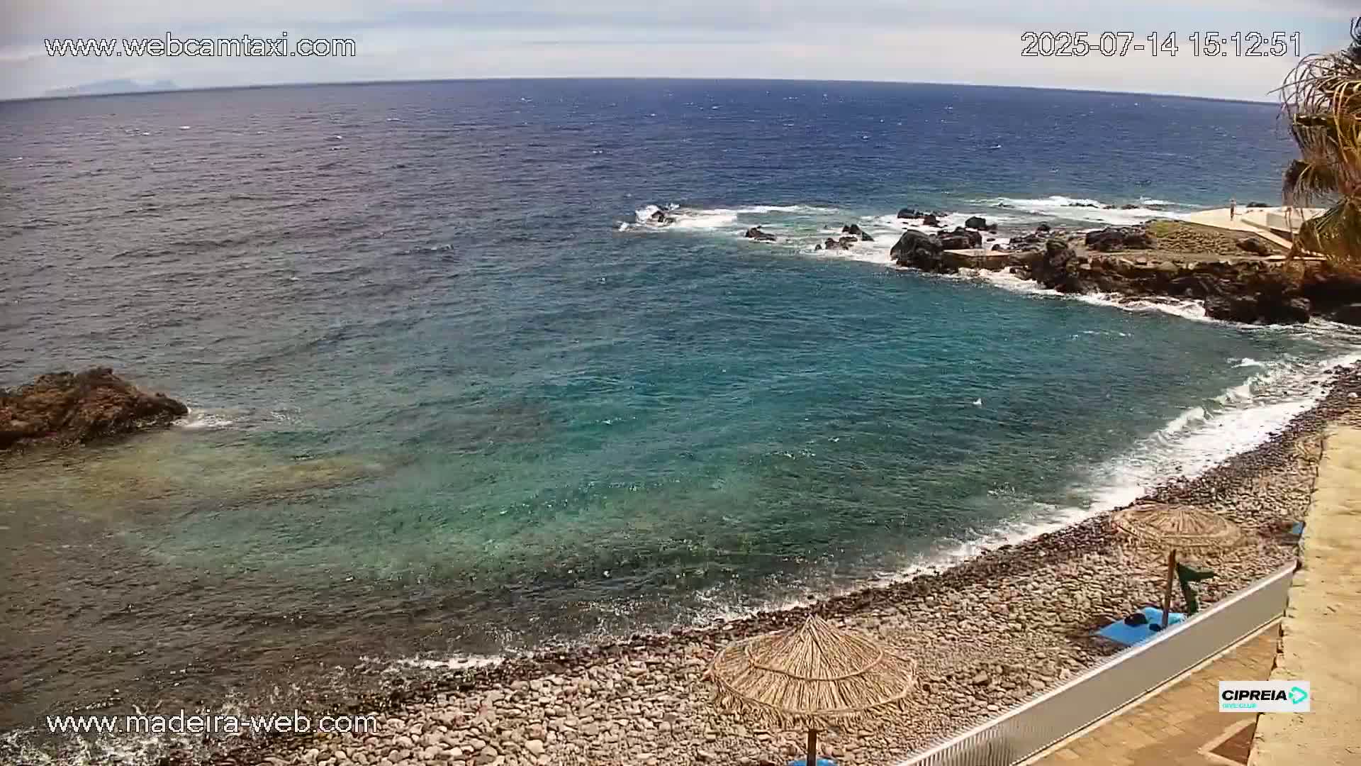 Canico, Praia dos Reis Magos Beach Live Cam, Caniço - Santa Cruz, Madeira, Portugal