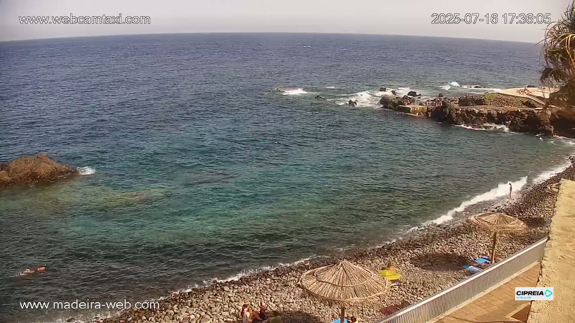 Canico, Praia dos Reis Magos Beach Live Cam, Caniço - Santa Cruz, Madeira, Portugal