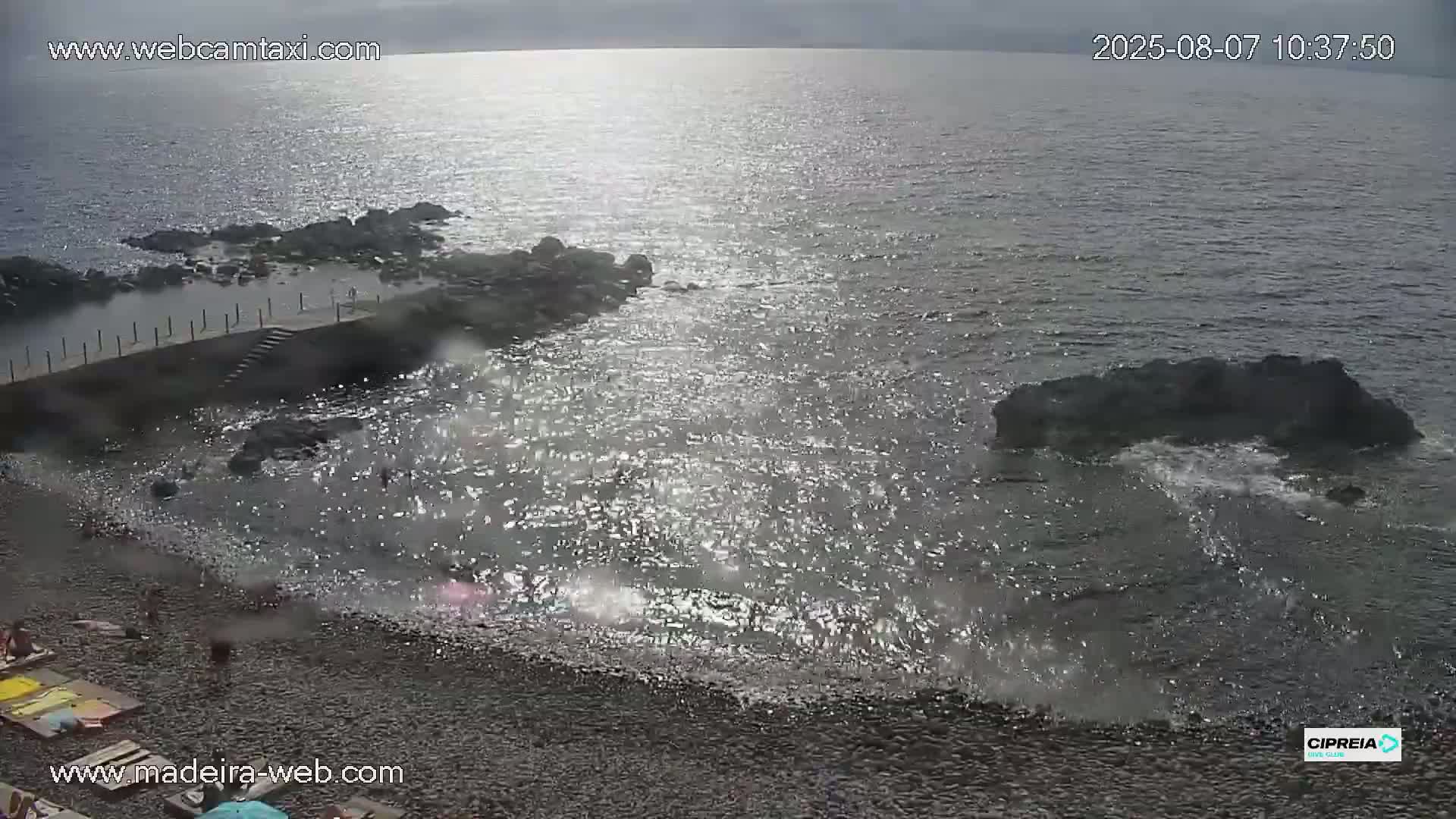 Canico, Praia dos Reis Magos Beach Live Cam, Caniço - Santa Cruz, Madeira, Portugal