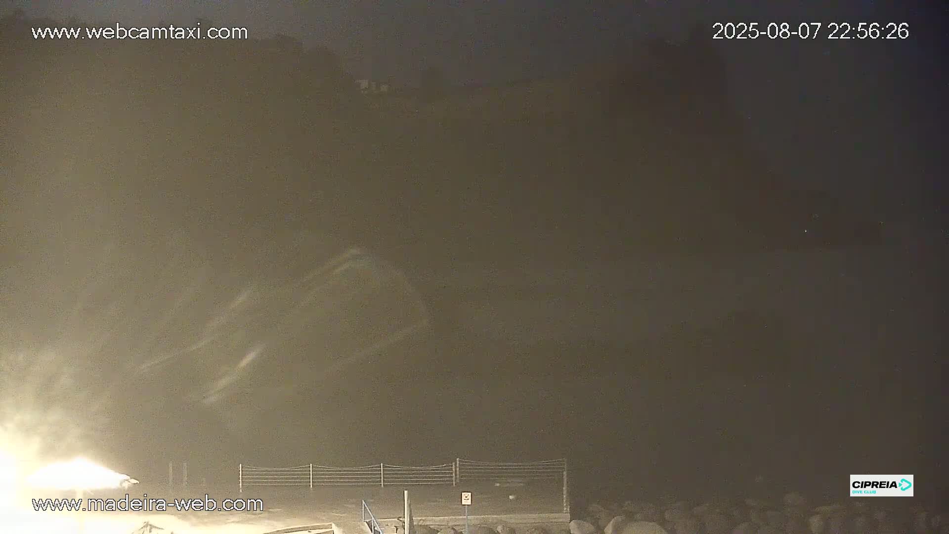 Canico, Praia dos Reis Magos Beach Live Cam, Caniço - Santa Cruz, Madeira, Portugal