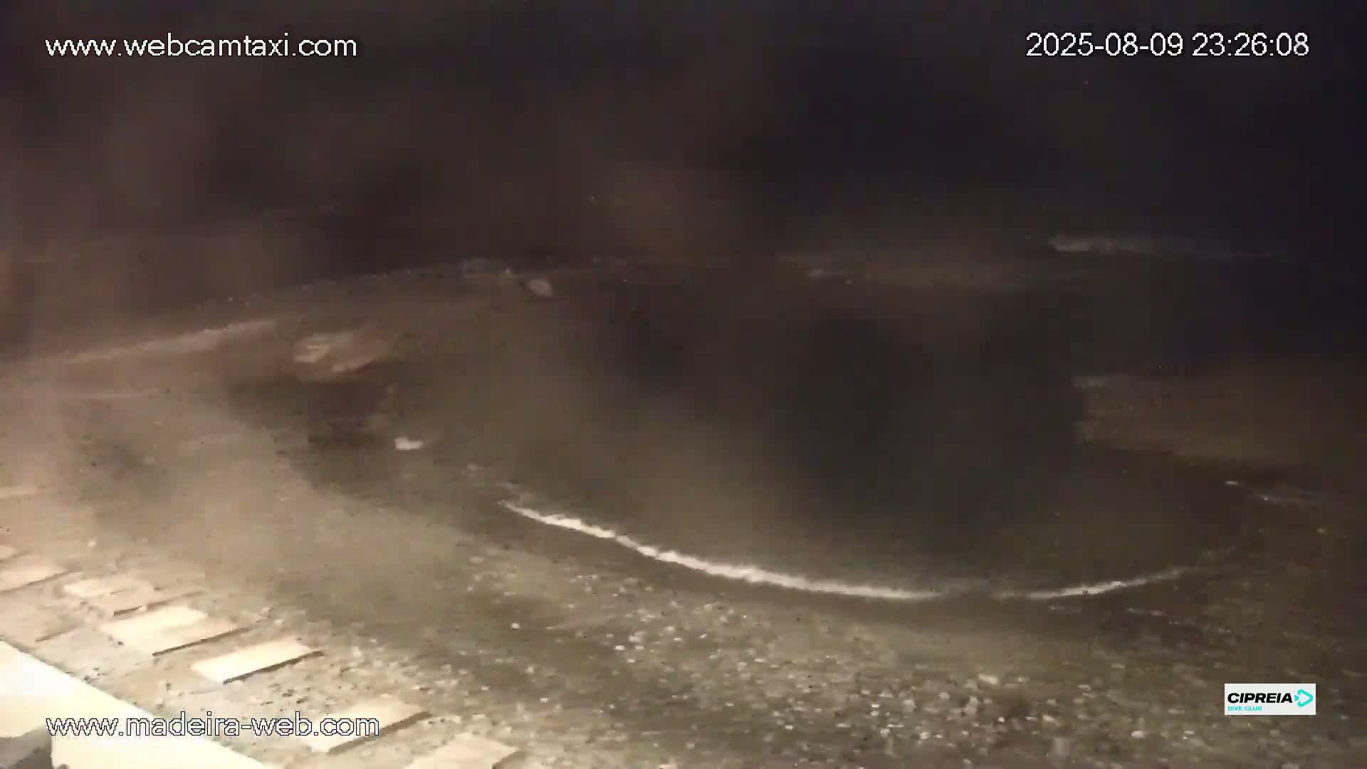 Canico, Praia dos Reis Magos Beach Live Cam, Caniço - Santa Cruz, Madeira, Portugal
