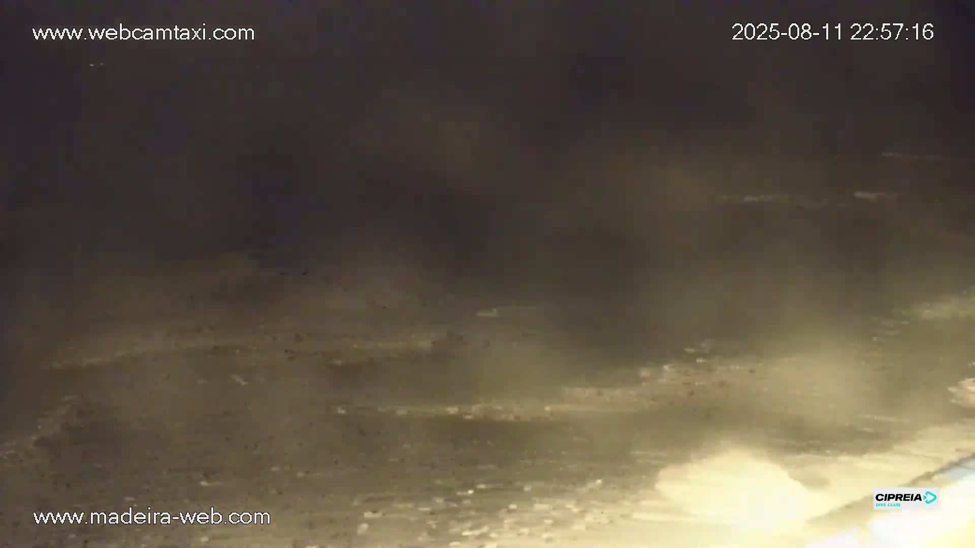 Canico, Praia dos Reis Magos Beach Live Cam, Caniço - Santa Cruz, Madeira, Portugal