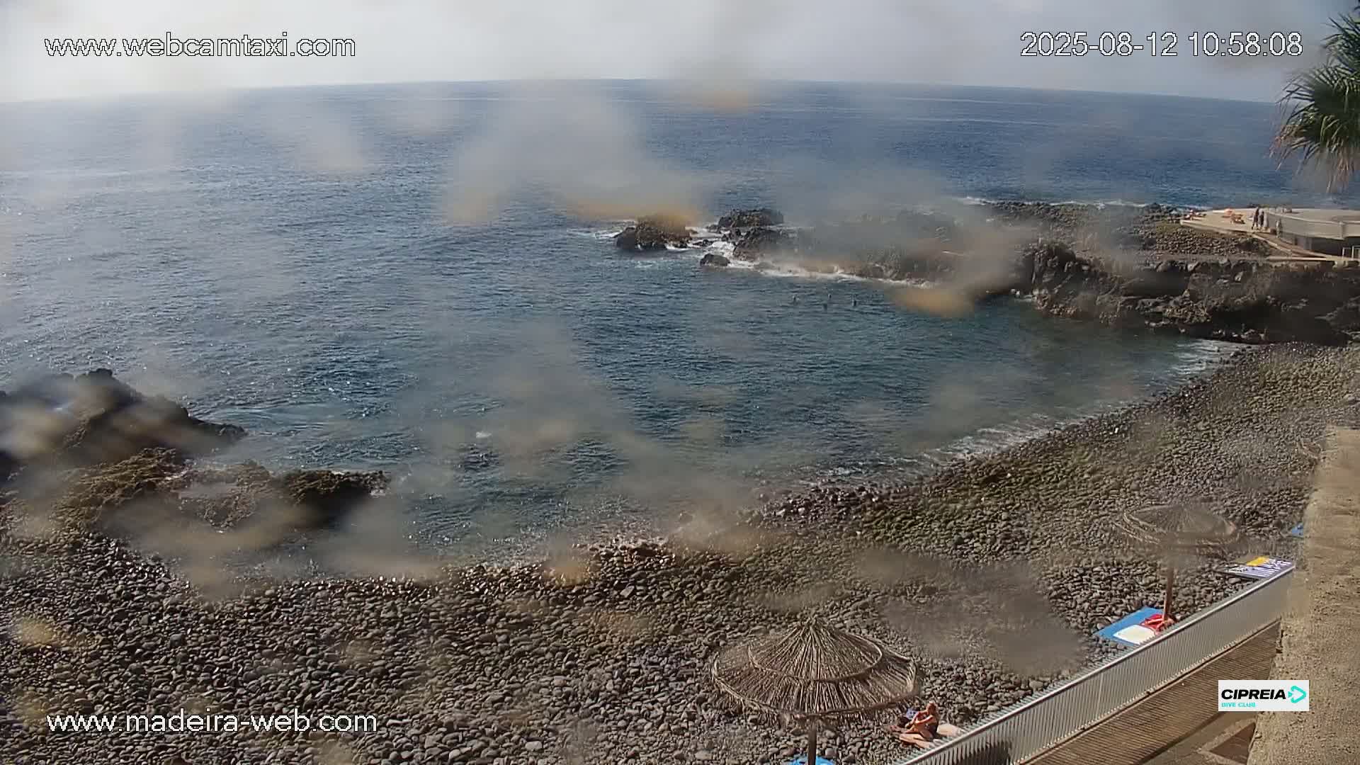 Canico, Praia dos Reis Magos Beach Live Cam, Caniço - Santa Cruz, Madeira, Portugal