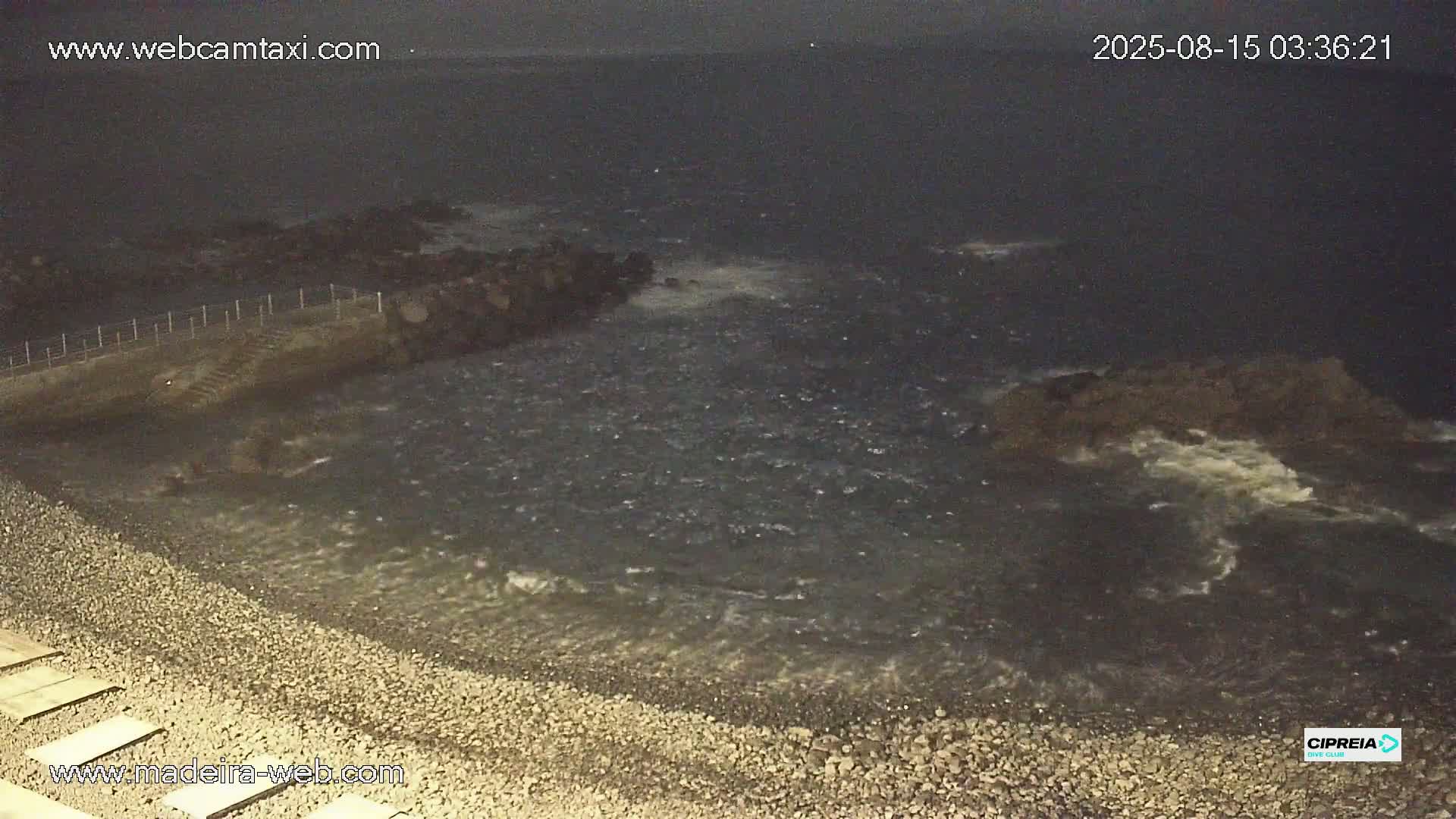 Canico, Praia dos Reis Magos Beach Live Cam, Caniço - Santa Cruz, Madeira, Portugal