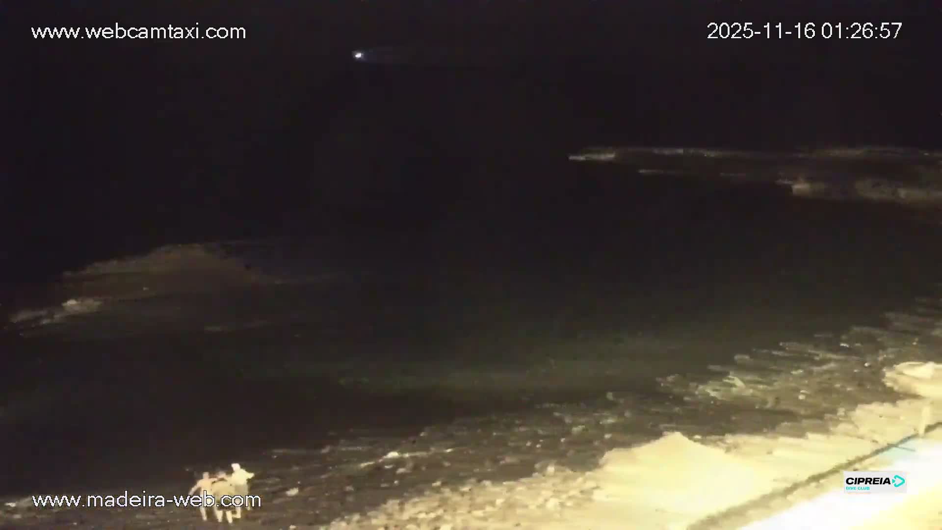 Canico, Praia dos Reis Magos Beach Live Cam, Caniço - Santa Cruz, Madeira, Portugal