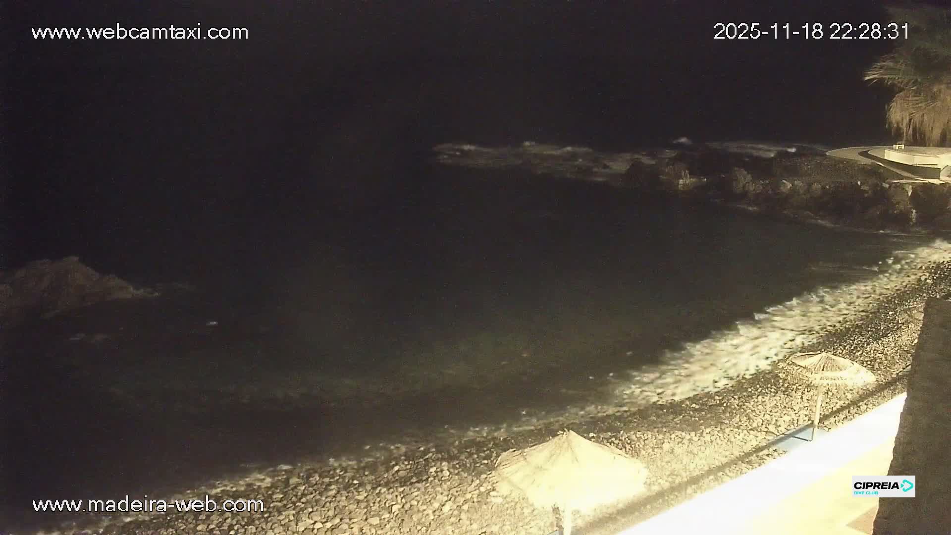 Canico, Praia dos Reis Magos Beach Live Cam, Caniço - Santa Cruz, Madeira, Portugal