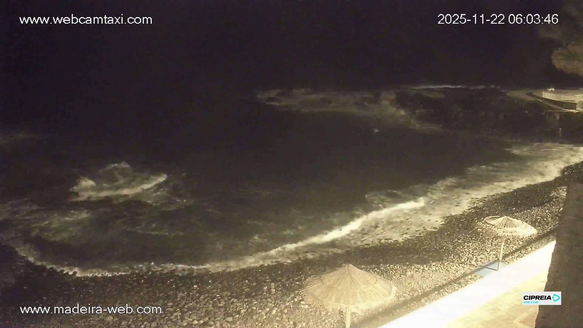 Canico, Praia dos Reis Magos Beach Live Cam, Caniço - Santa Cruz, Madeira, Portugal